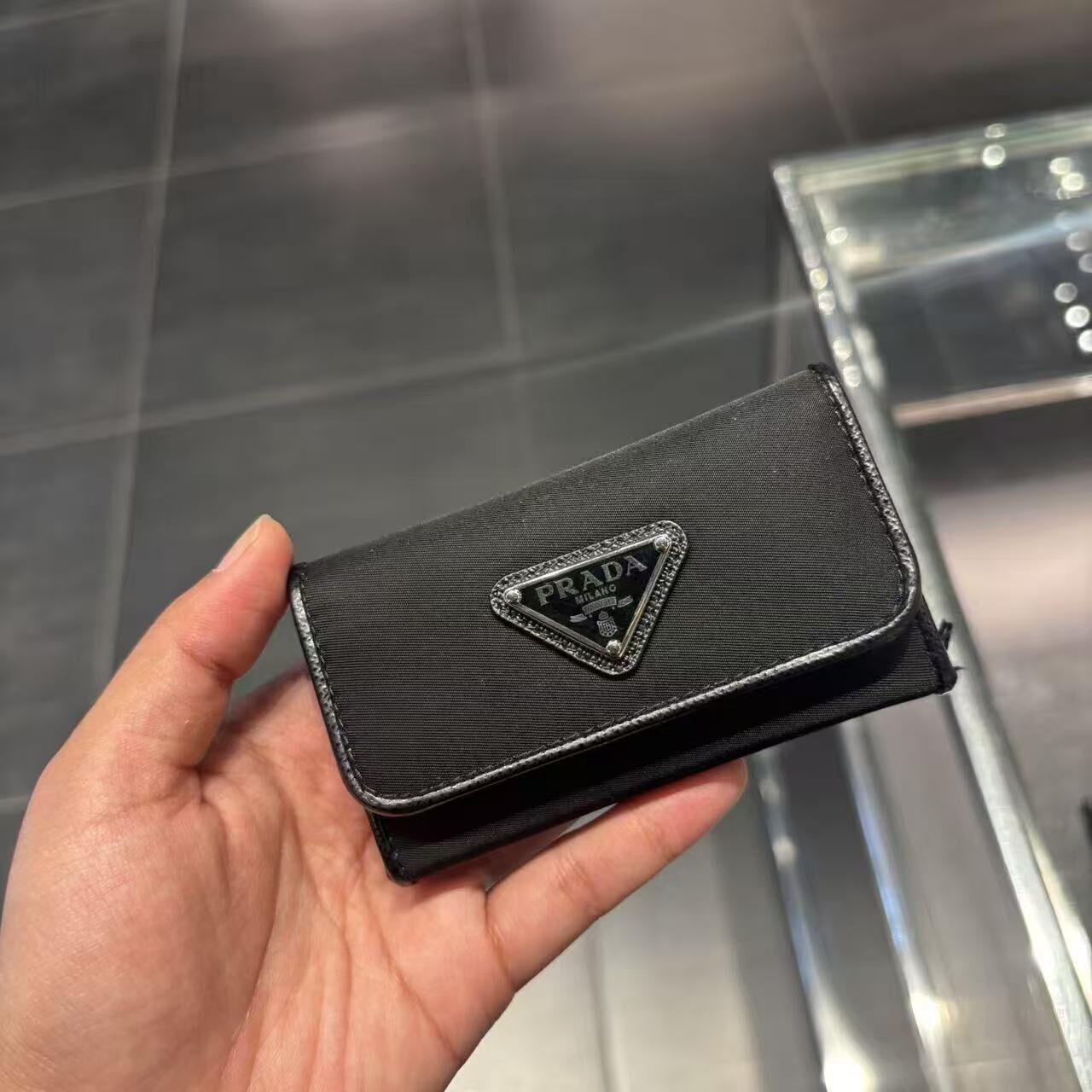 【預購】Prada S072432 鎖匙包 (黑色)