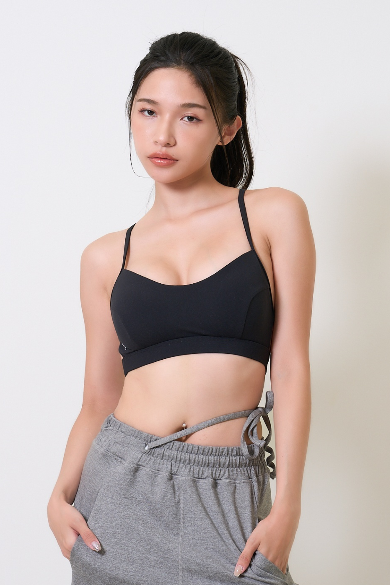 桃心辣V背BRA-黑