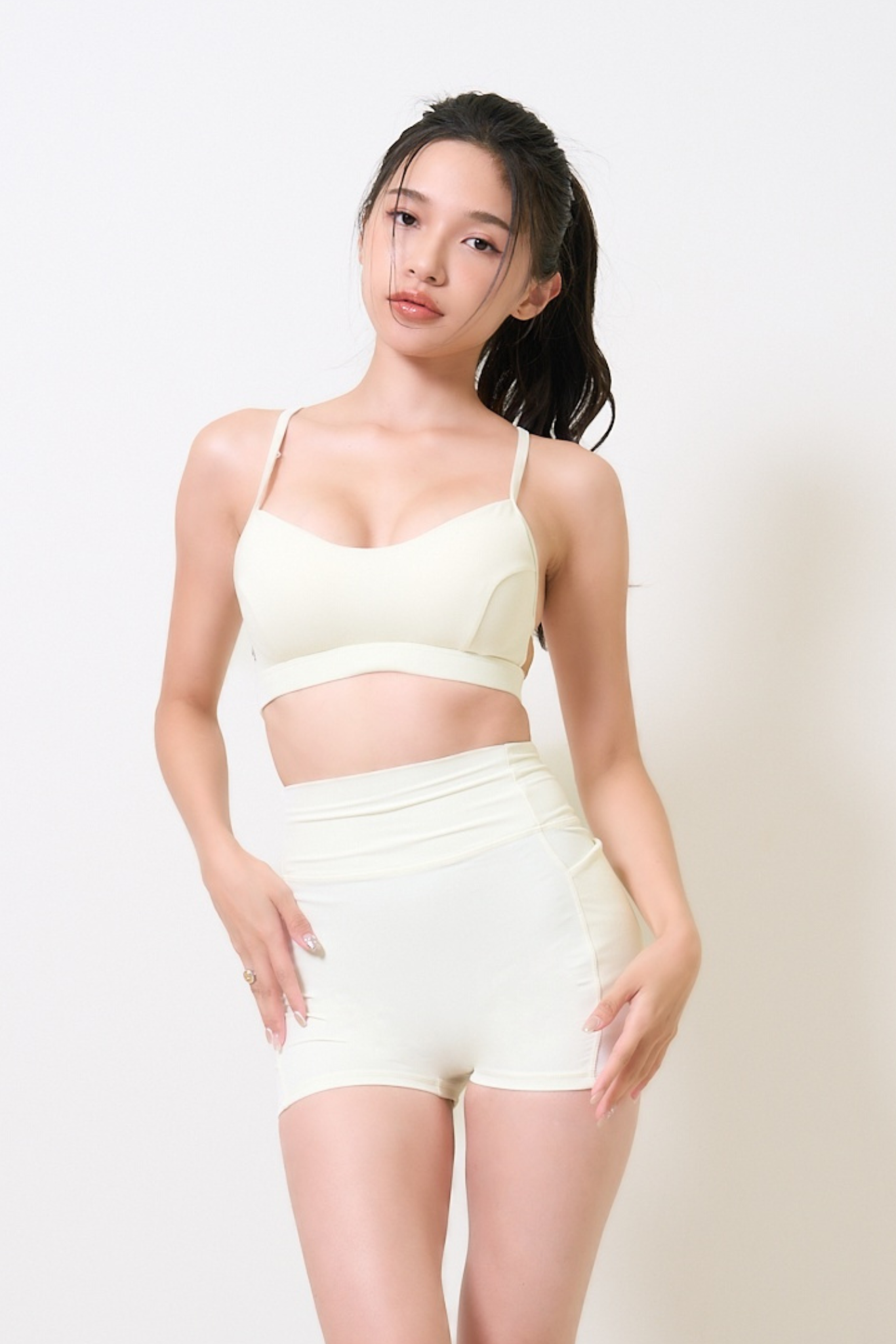 桃心辣V背BRA-象牙白