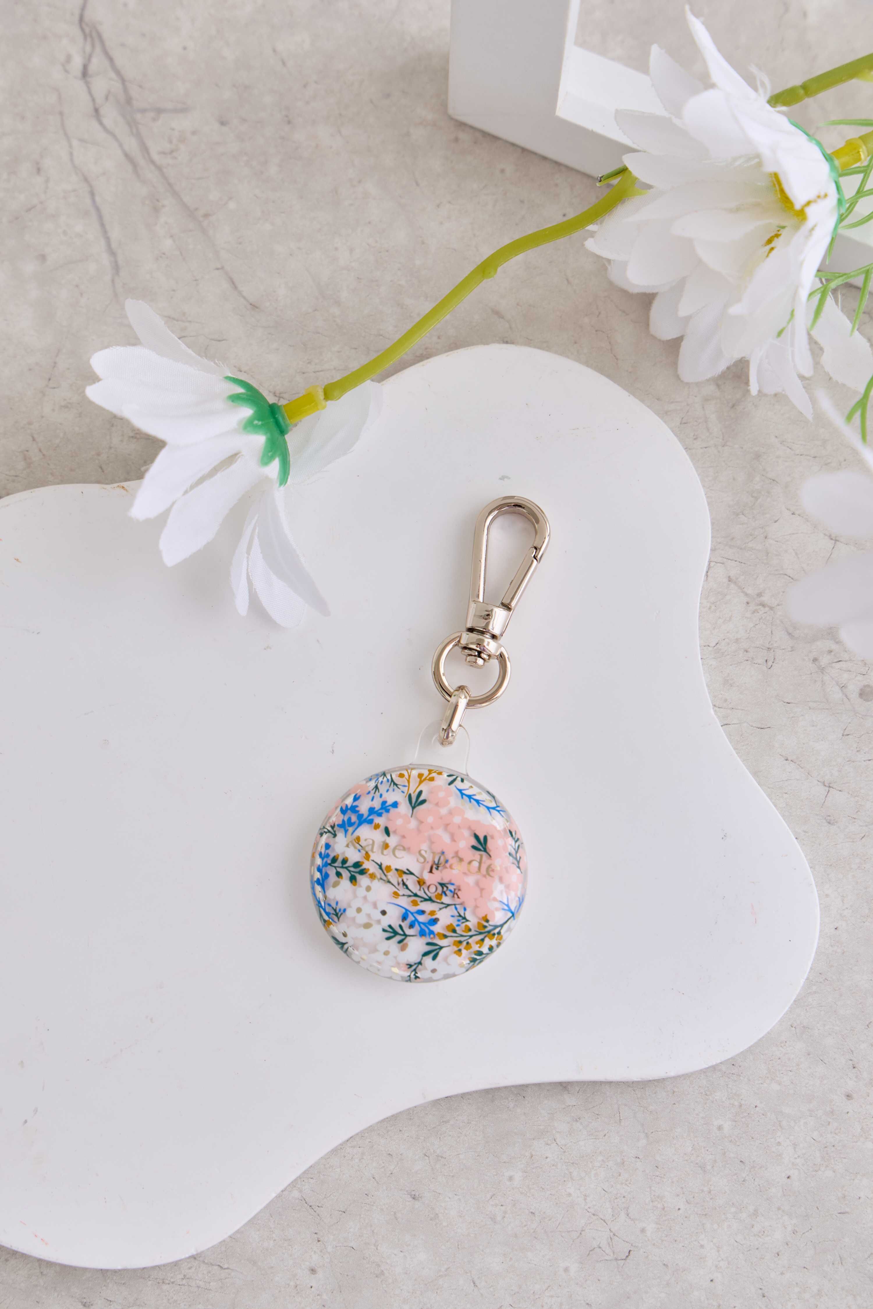 Kate Spade AirTag 保護套 秘密花園