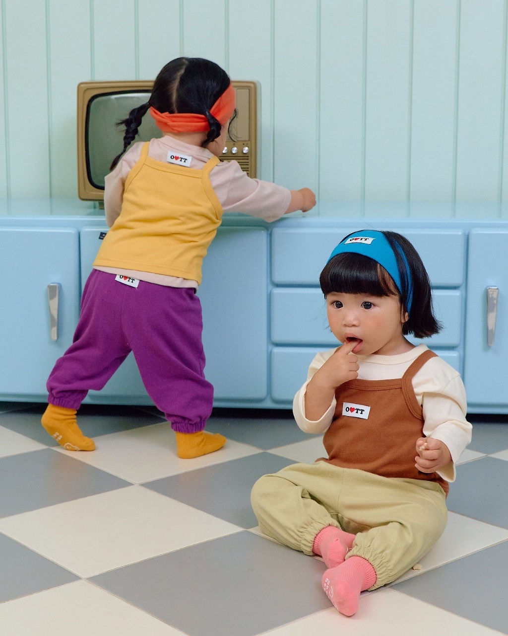 正韓秋OOTT BeBe 四色外搭小背心