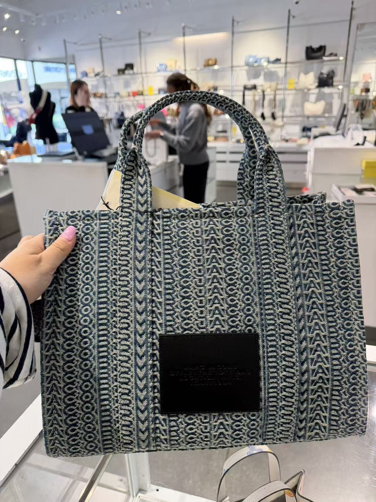 【直播】Marc Jacobs LX072439  The Monogram Jacquard 托特包