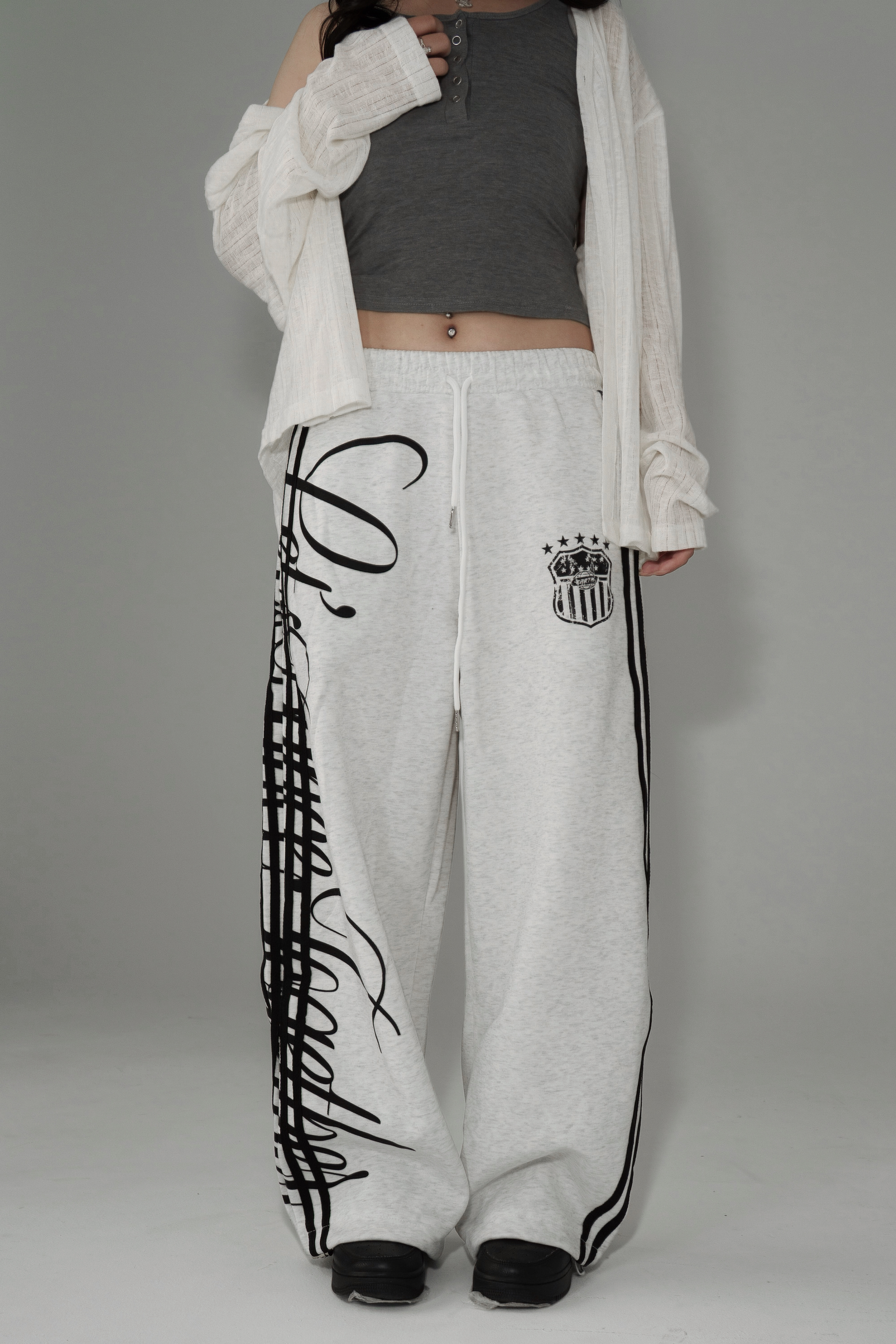American Vintage Graphic Logo Triple-Stripe Curved Sweatpants