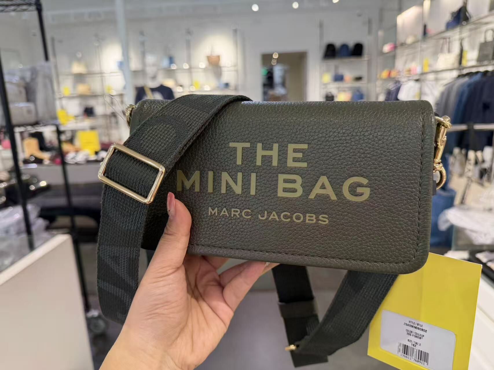 【直播】Marc Jacobs LX072443 斜咩包(深綠色)