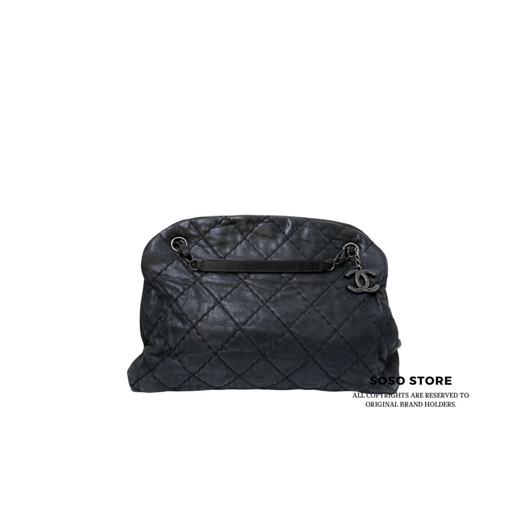 Chanel Vintage Bowling Flap Bag - Black / SHW