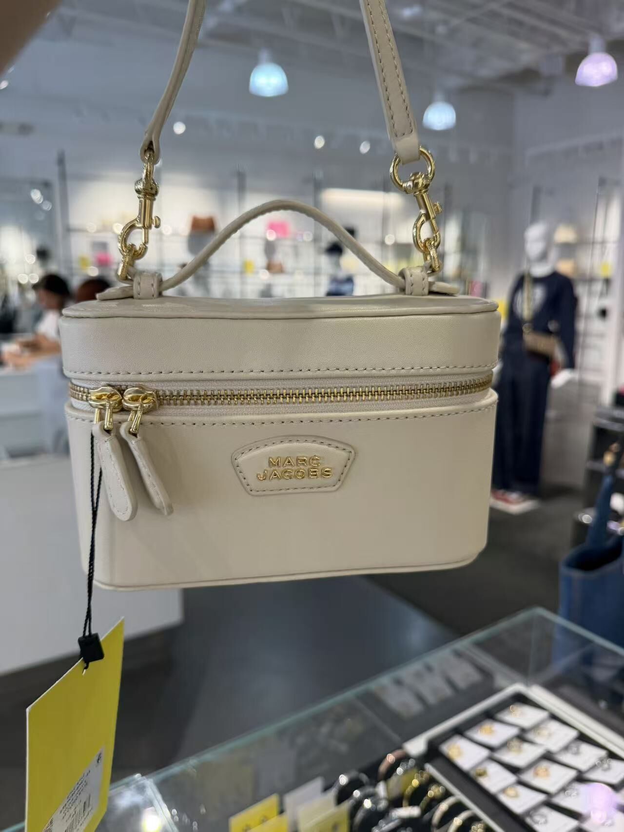 【直播】Marc Jacobs LX072451 The Everyday Vanity 盒子包