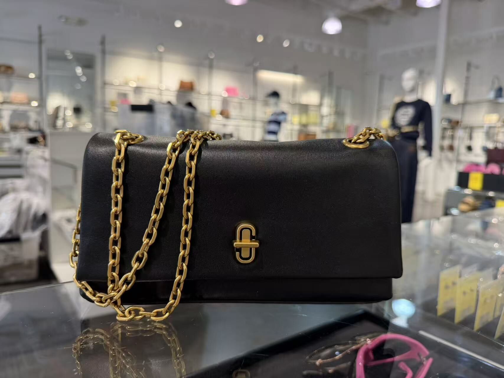 【直播】Marc Jacobs LX072453 斜咩包(黑色)