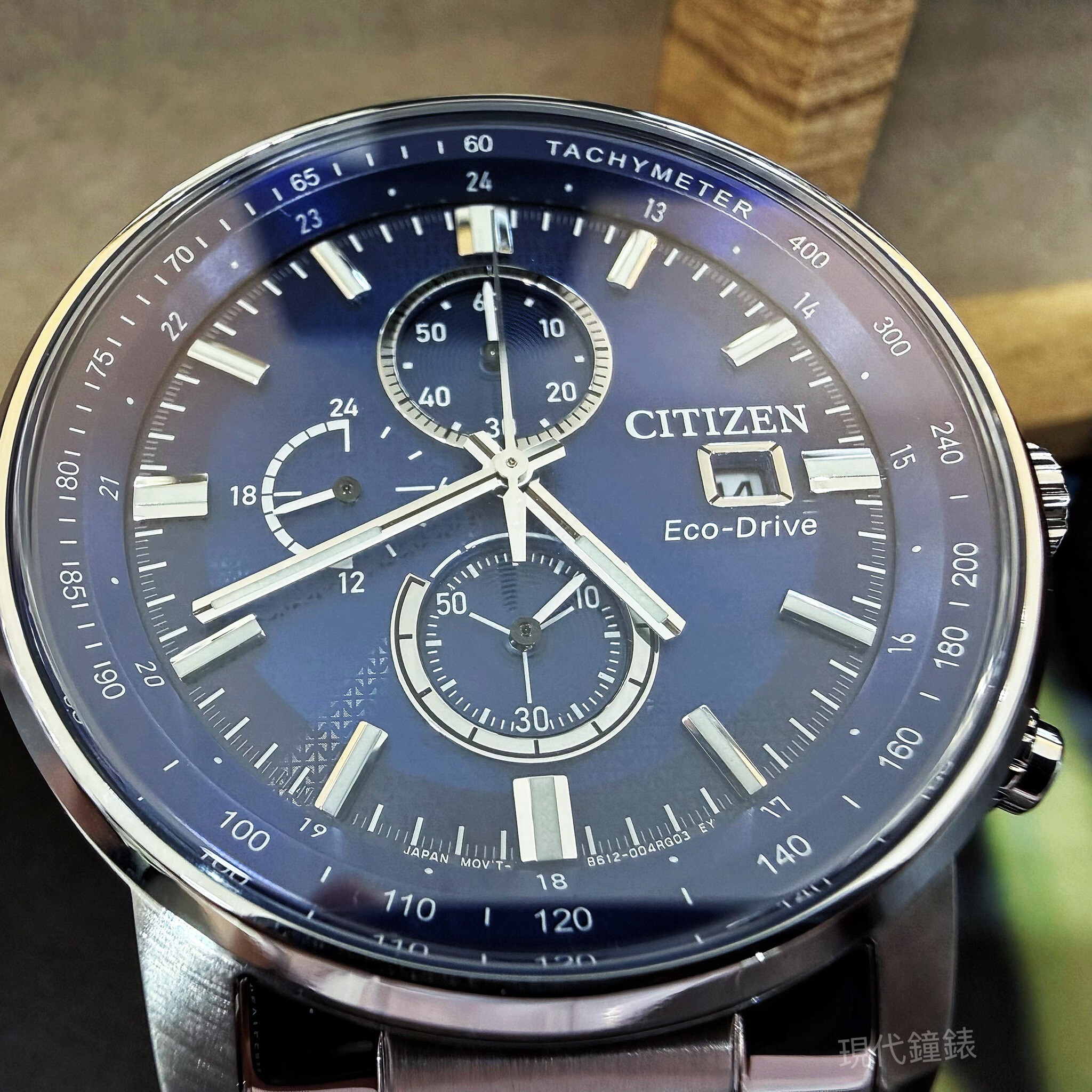 【CITIZEN 星辰】 Chronograph系列 藍面計時腕錶CA0840-87L 43mm 現代鐘錶