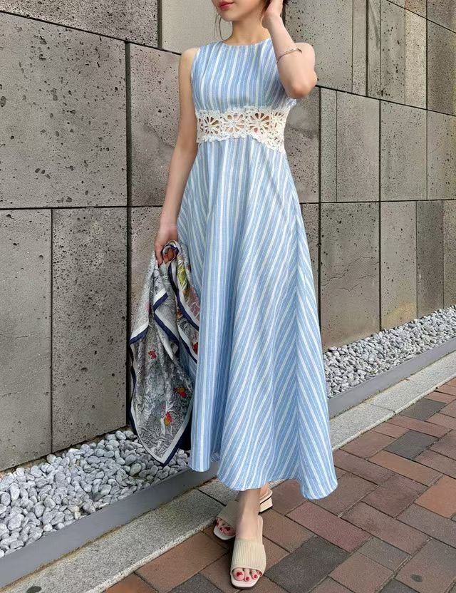 藍色直線蕾絲美背洞長洋裝