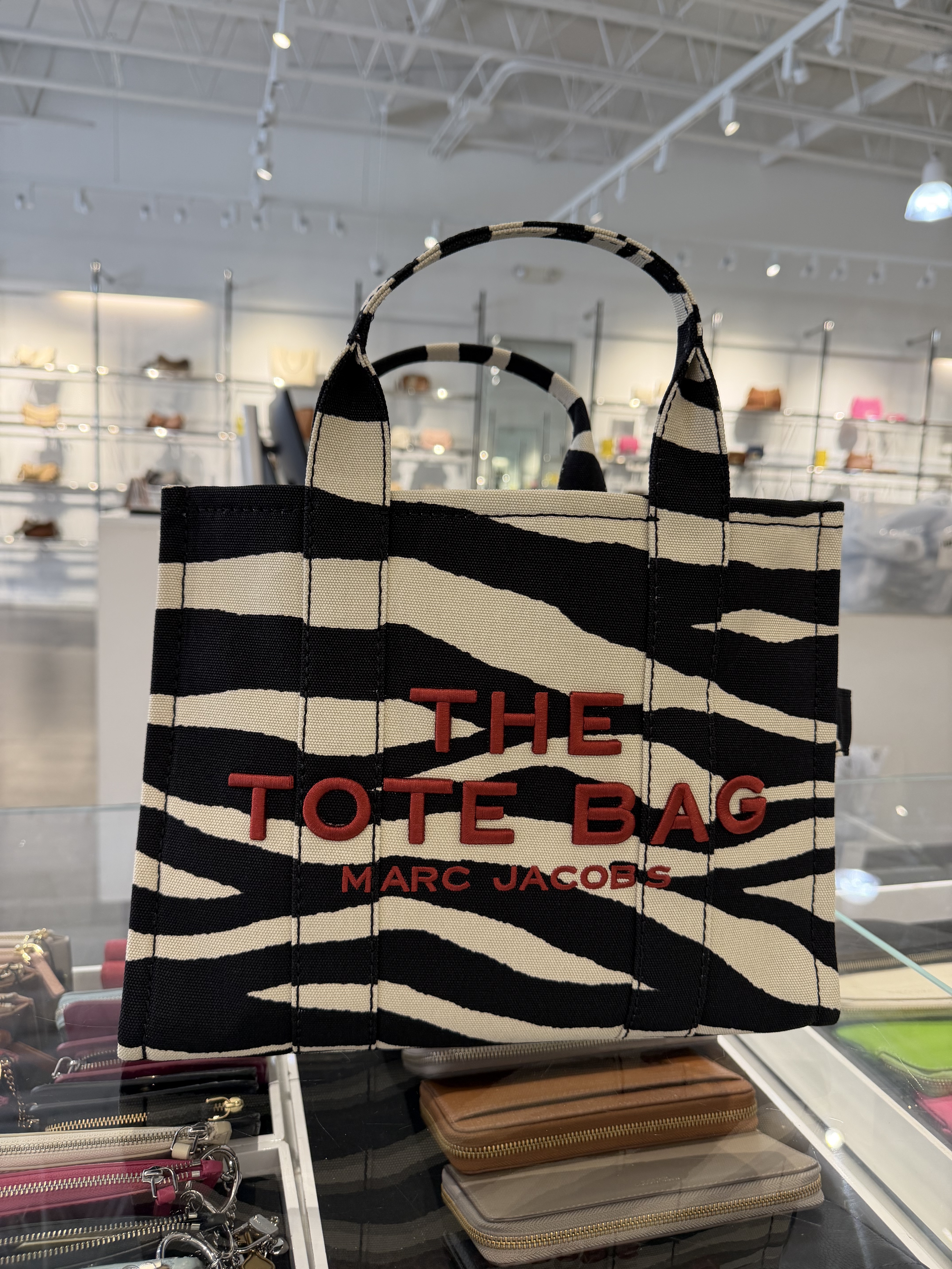 【直播】Marc Jacobs LX0724117 斑馬帆布托特包