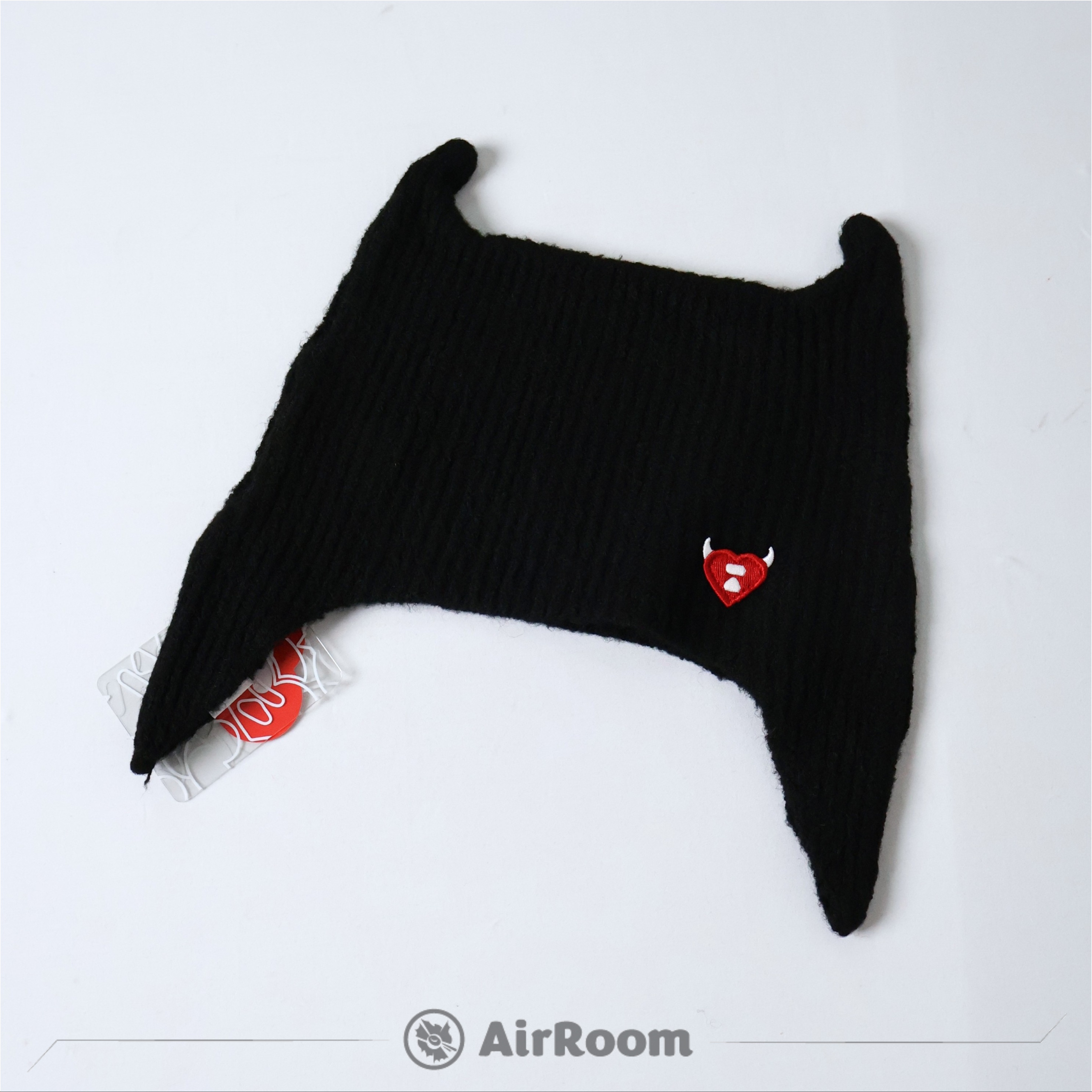 2026AW APEE X BABYMONSTER 聯名 愛心 惡魔角 毛帽