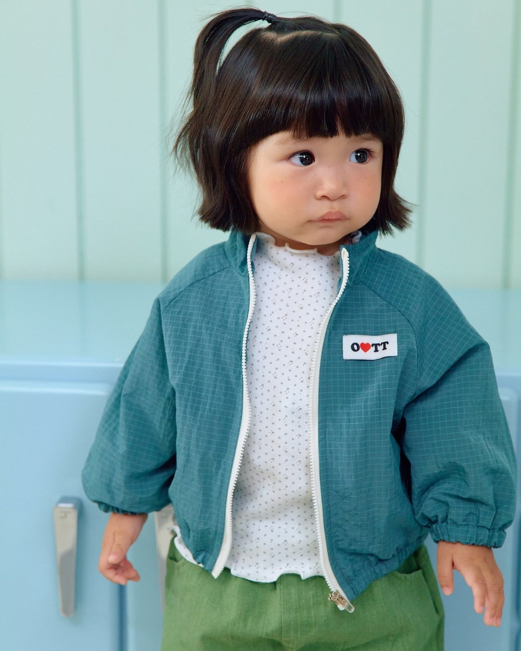正韓秋OOTT BeBe 點點捲捲木耳上衣