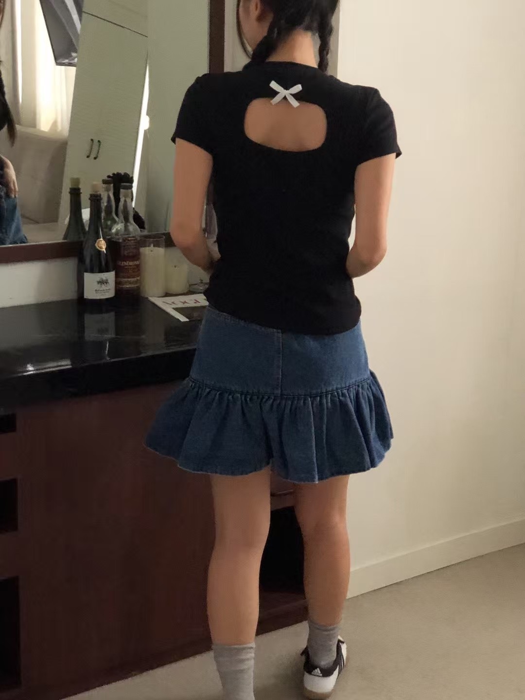 背洞緞帶結T