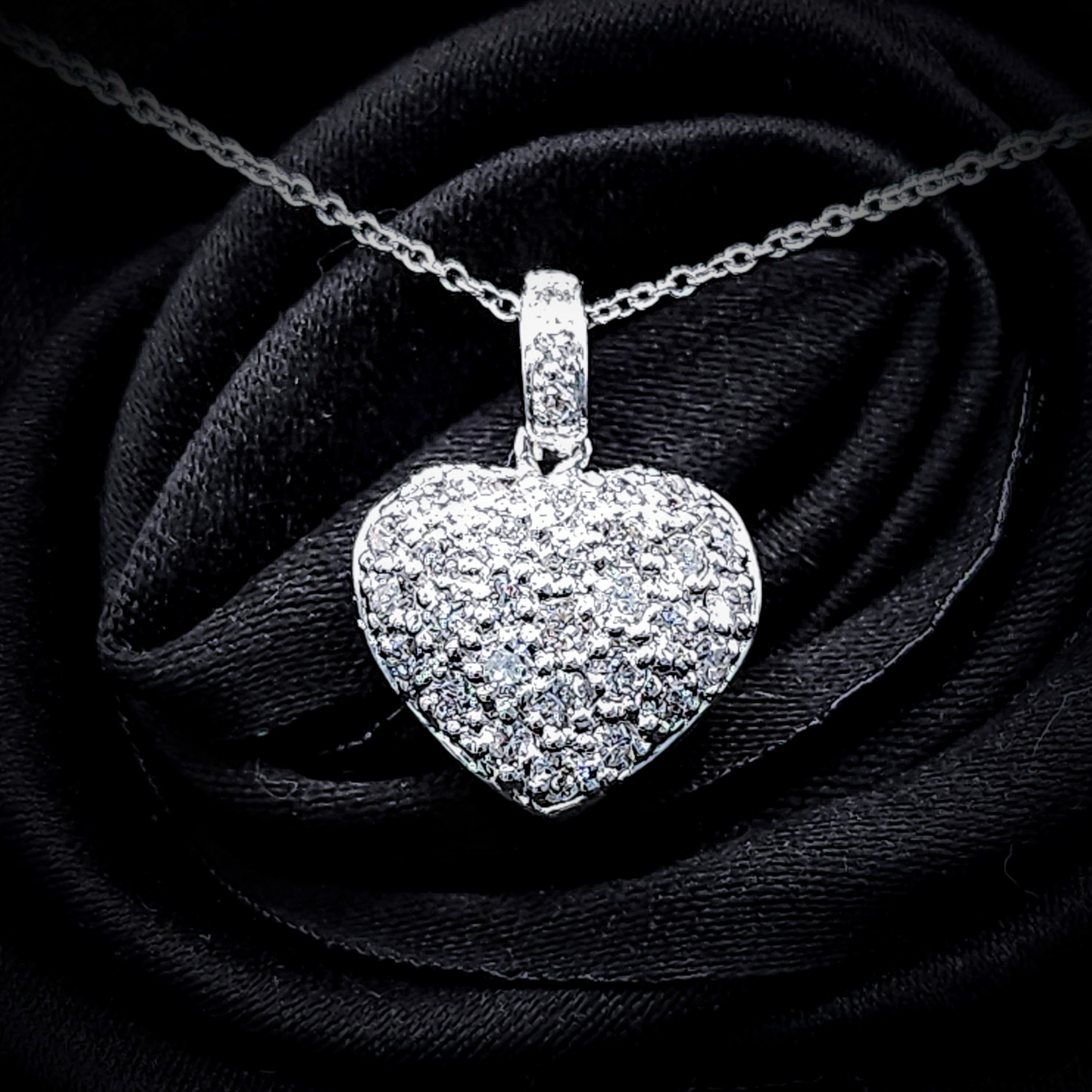 18K White Gold 0.50ct Diamond Pendant