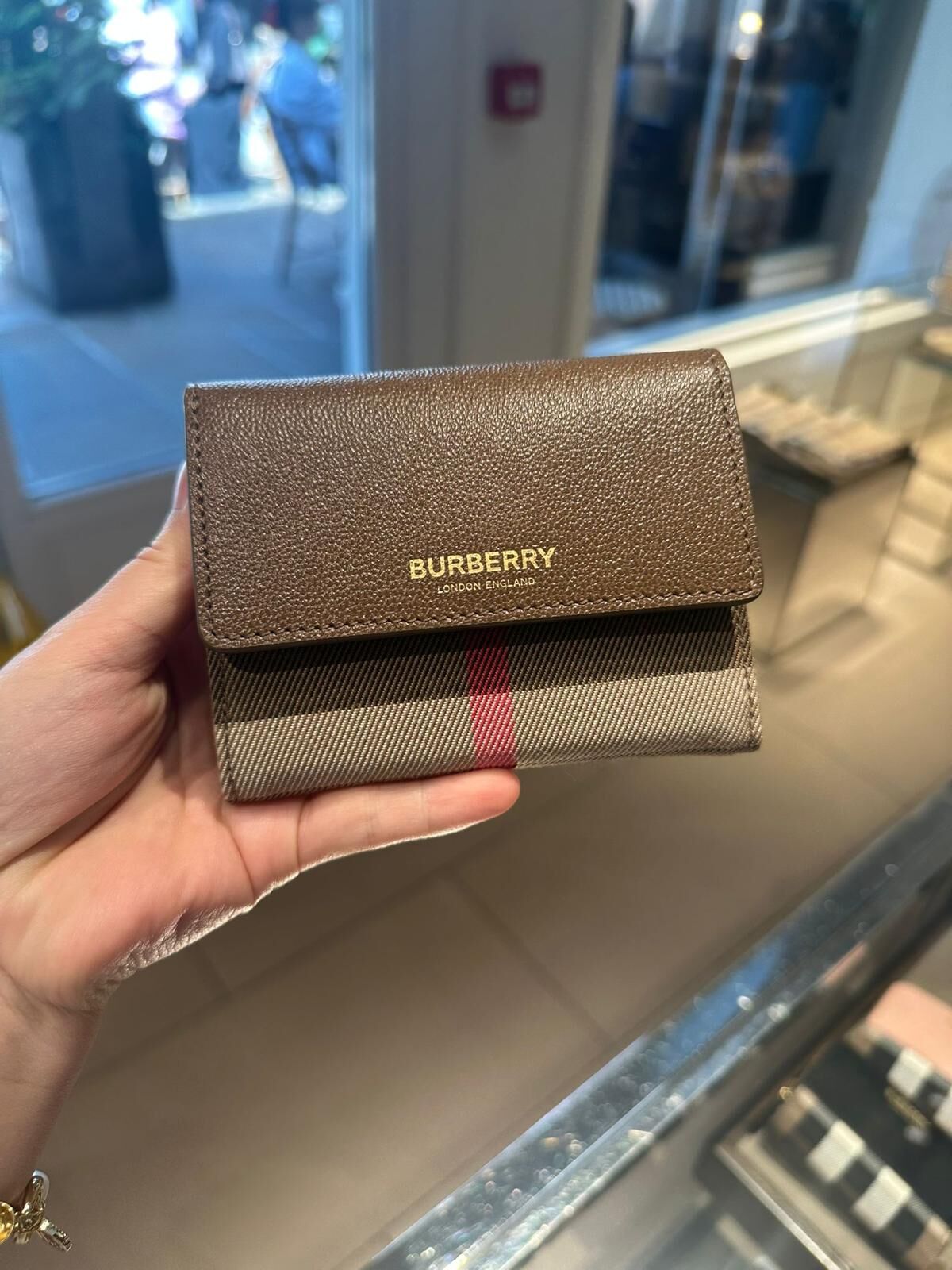 LYS02143 Burberry 牛皮拼格紋三折短銀包