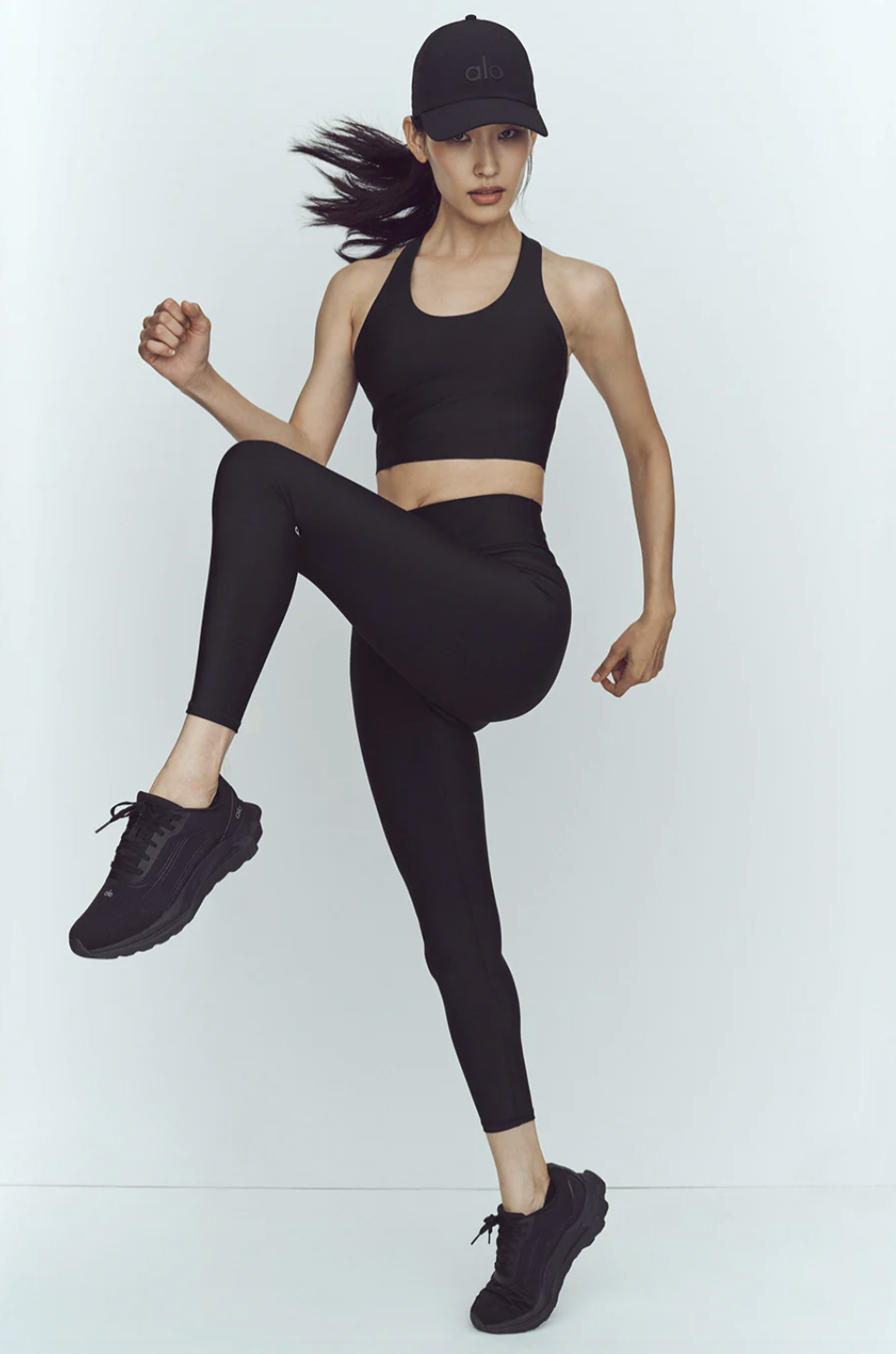 【5色入】Alo Yoga Runner Sneaker (Core Colour)
