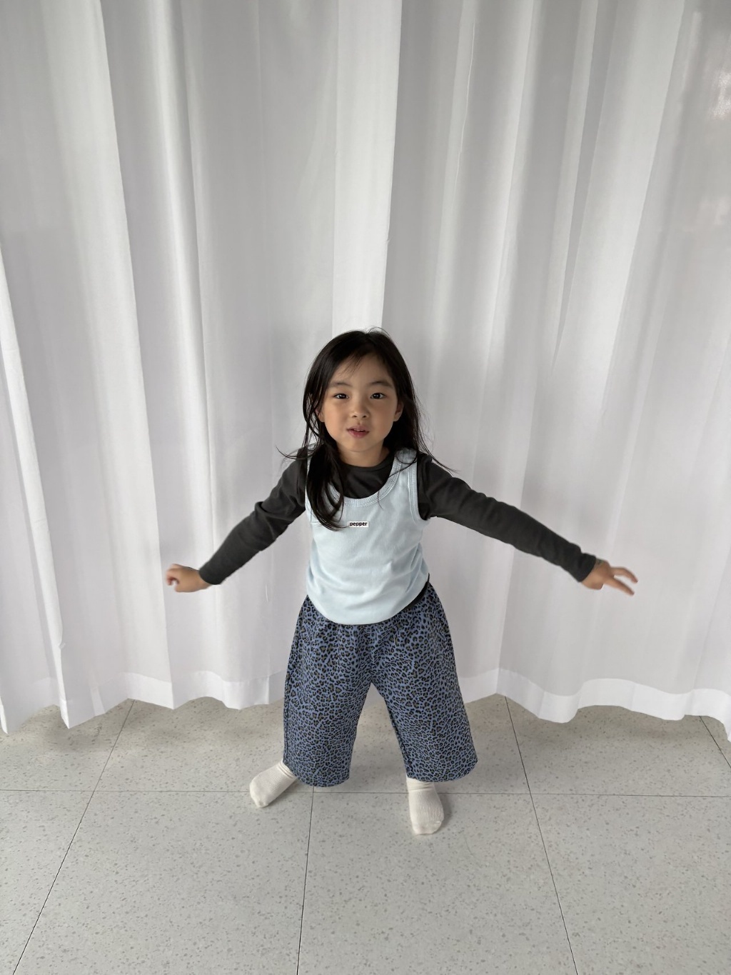 正韓秋pepper 3色小標背心