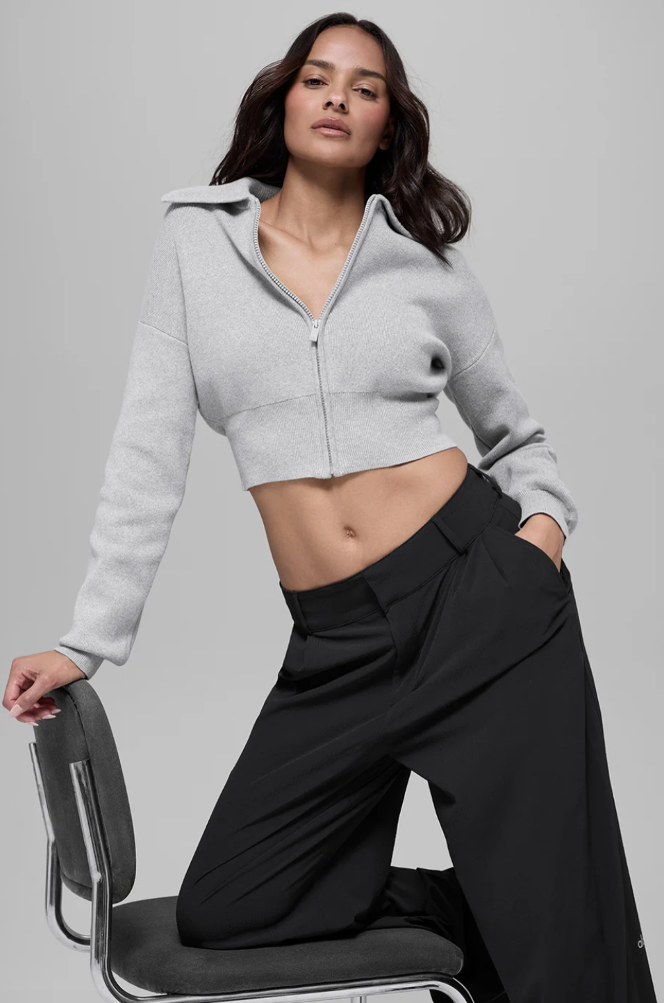 【4色入】Alo Yoga  Scholar Knit  Cropped Full Zip Jacket (Core Colour)