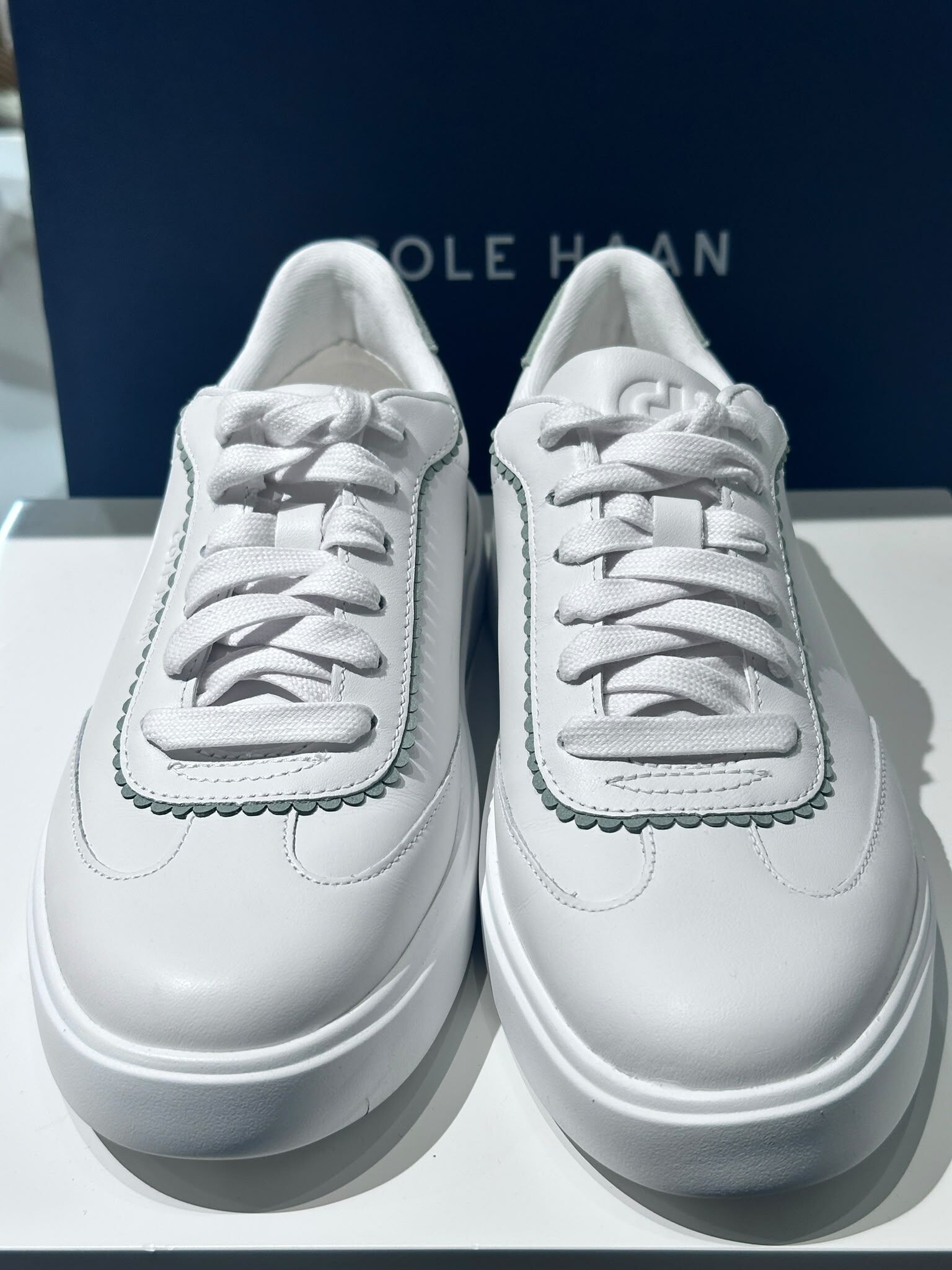 UN15 Cole Haan 女裝 白色運動鞋 (綠色鞋跟皮) Grand Crosscourt Arlowe Sneakers