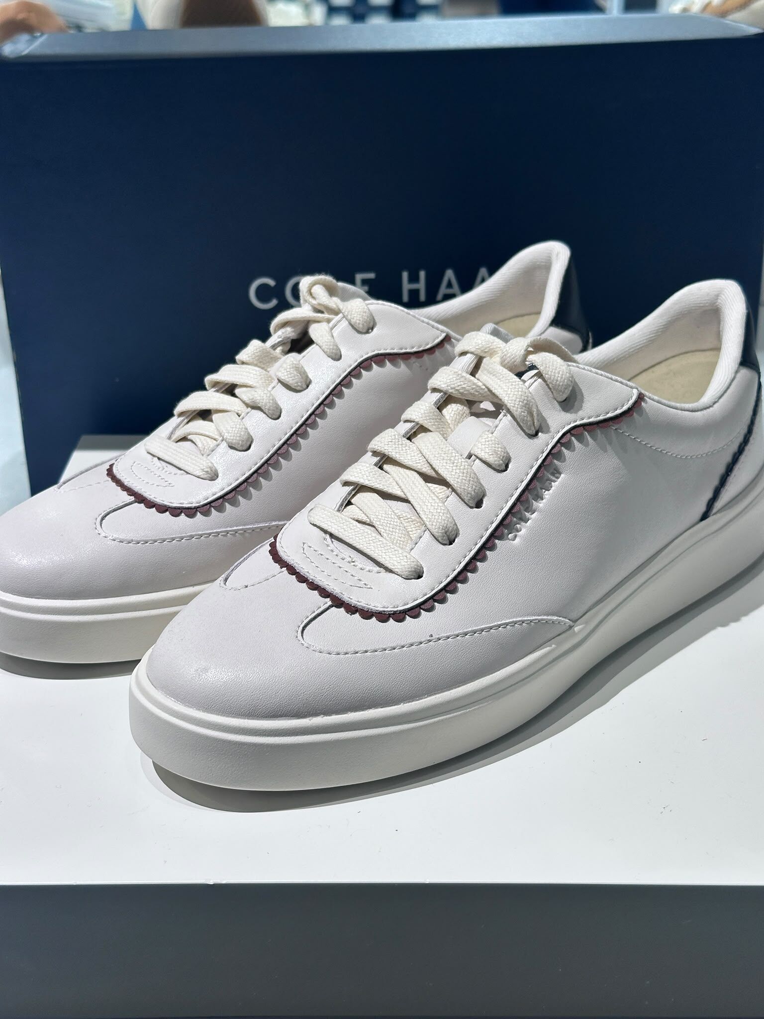 UN16 Cole Haan 女裝 象牙白色運動鞋 (黑色鞋跟皮) Grand Crosscourt Arlowe Sneakers