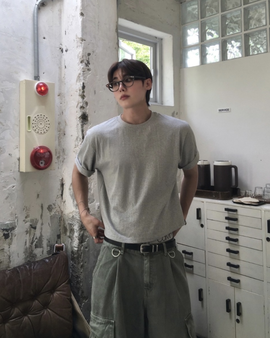 <超狂體驗價> XIN SELECT 韓國 BOXY 寬短 基本 短袖 素TEE 三色