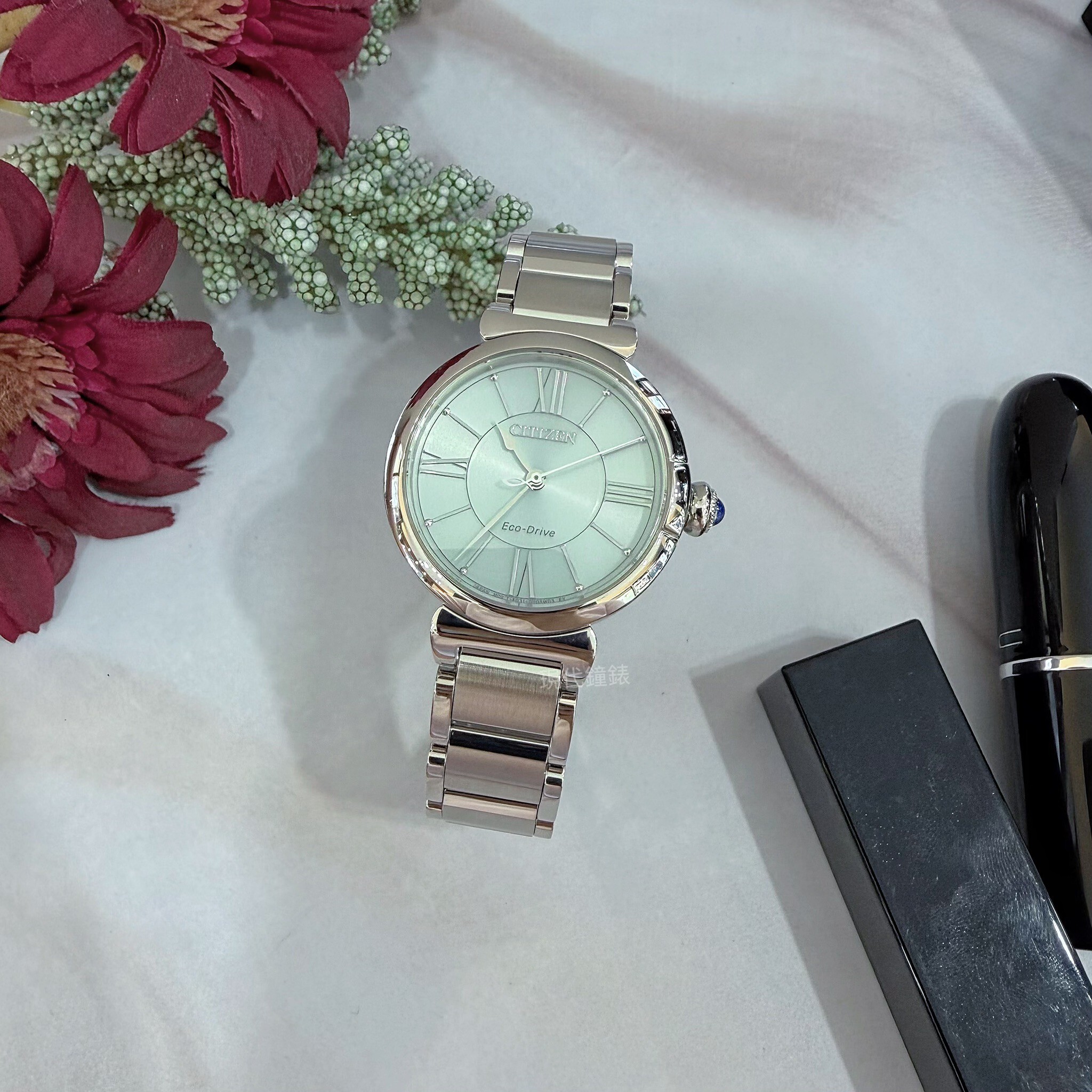 【CITIZEN 星辰】L系列 光動能簡約俐落女腕錶EM1070-83L 29.5mm 現代鐘錶