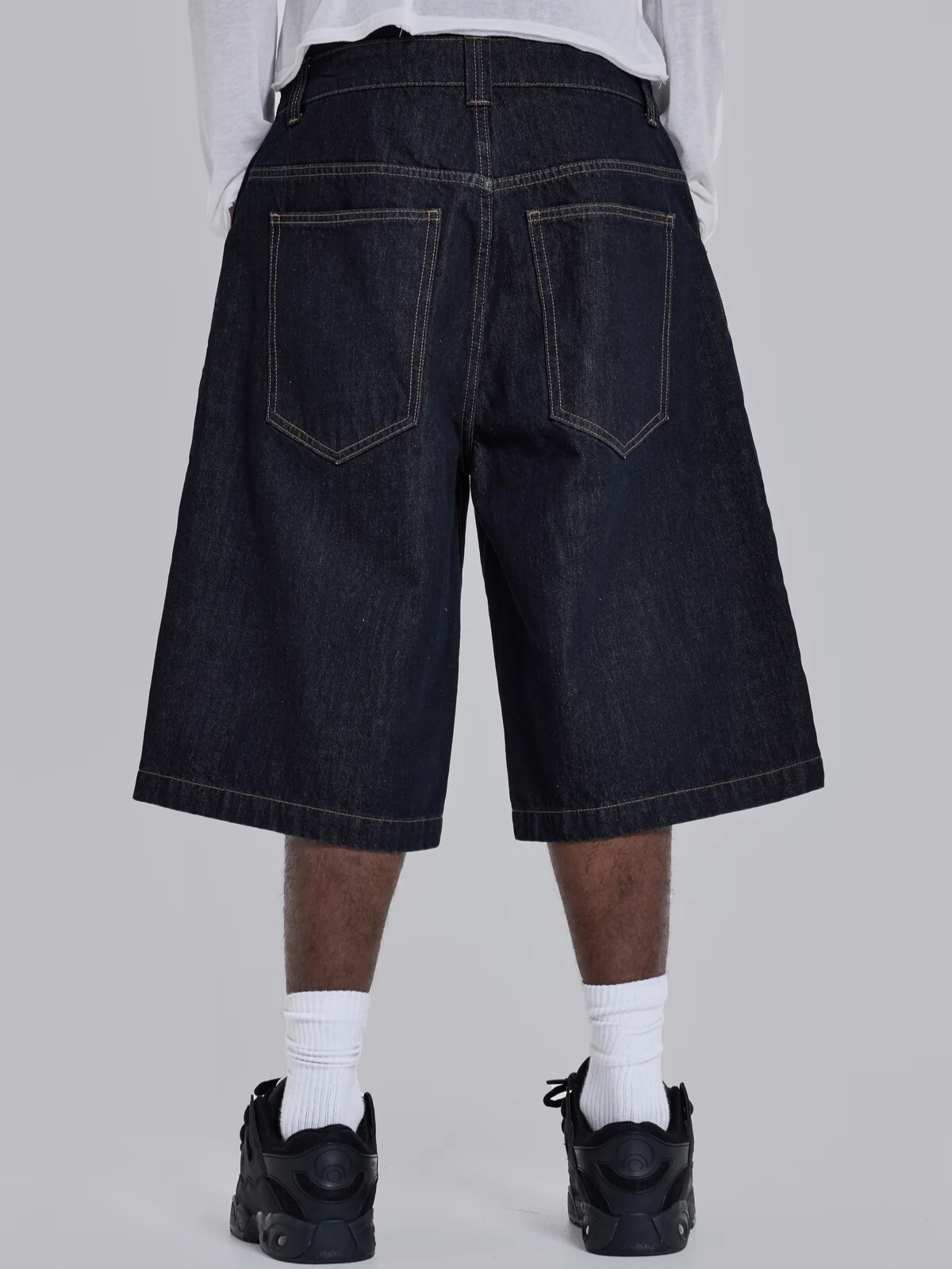 JADED LONDON 做舊印刷Logo 寬鬆直筒七分褲 LDN Colossus Jorts JMSH6537