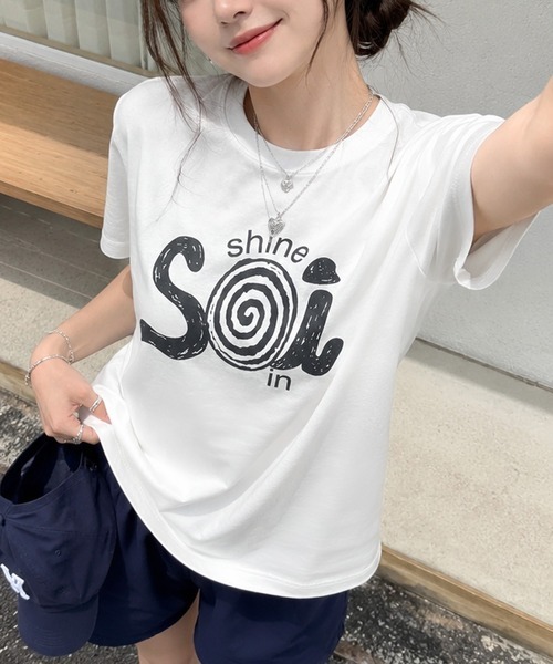 日本🇯🇵連線 Classical Elf【Soi】復古螺旋印花LogoT恤 簡約 休閒 短袖 3色(任買兩件711免運)/預購
