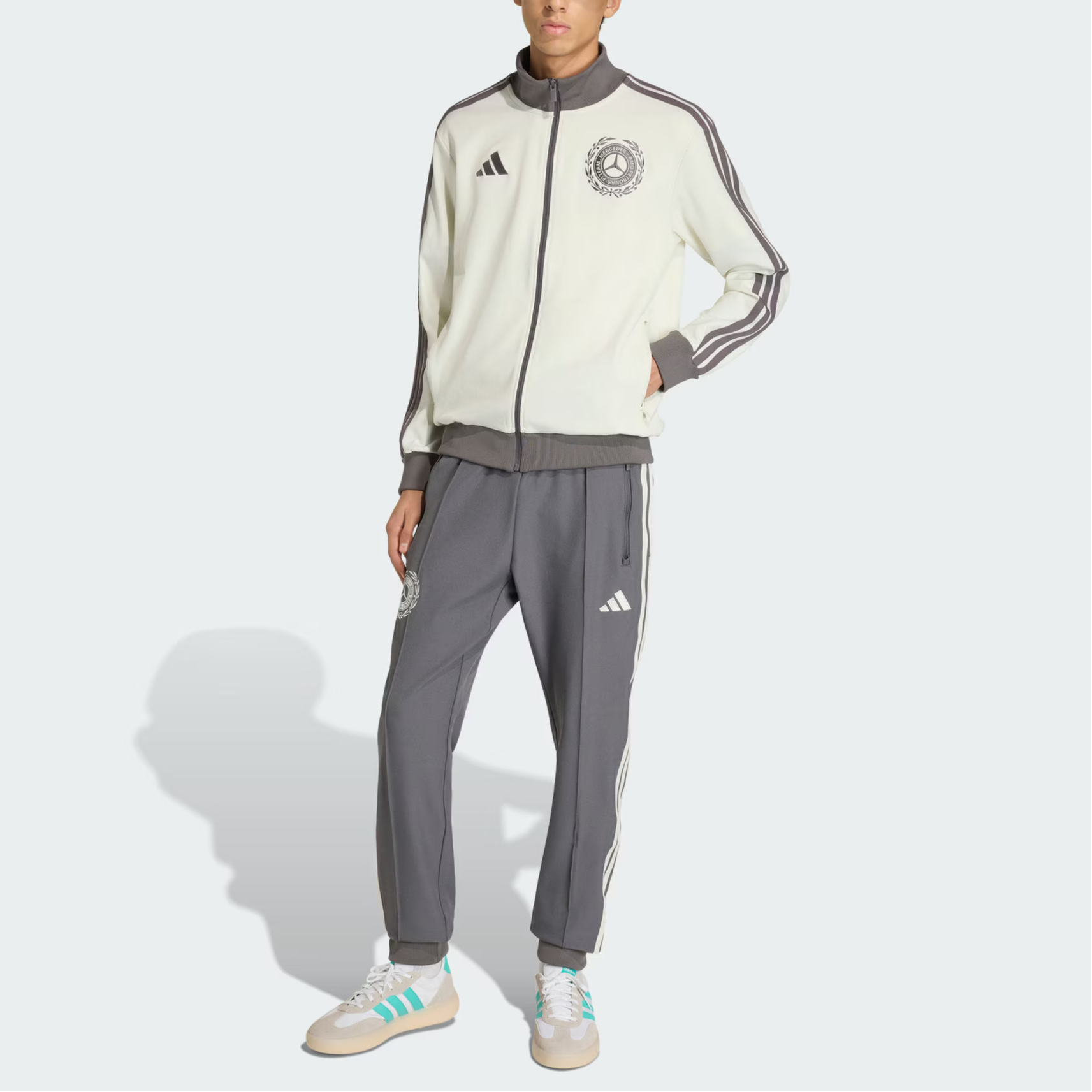 【代購】Adidas MERCEDES AMG PETRONAS FORMULA 1 TEAM Jacket Men's KE8270