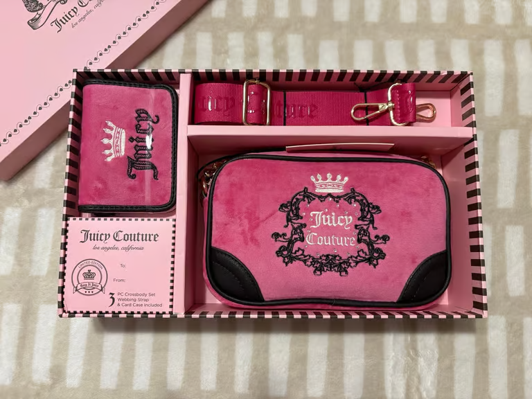 【直播】JUICY COUTURE LX0725122 絲絨包包3件組 (粉紅色)