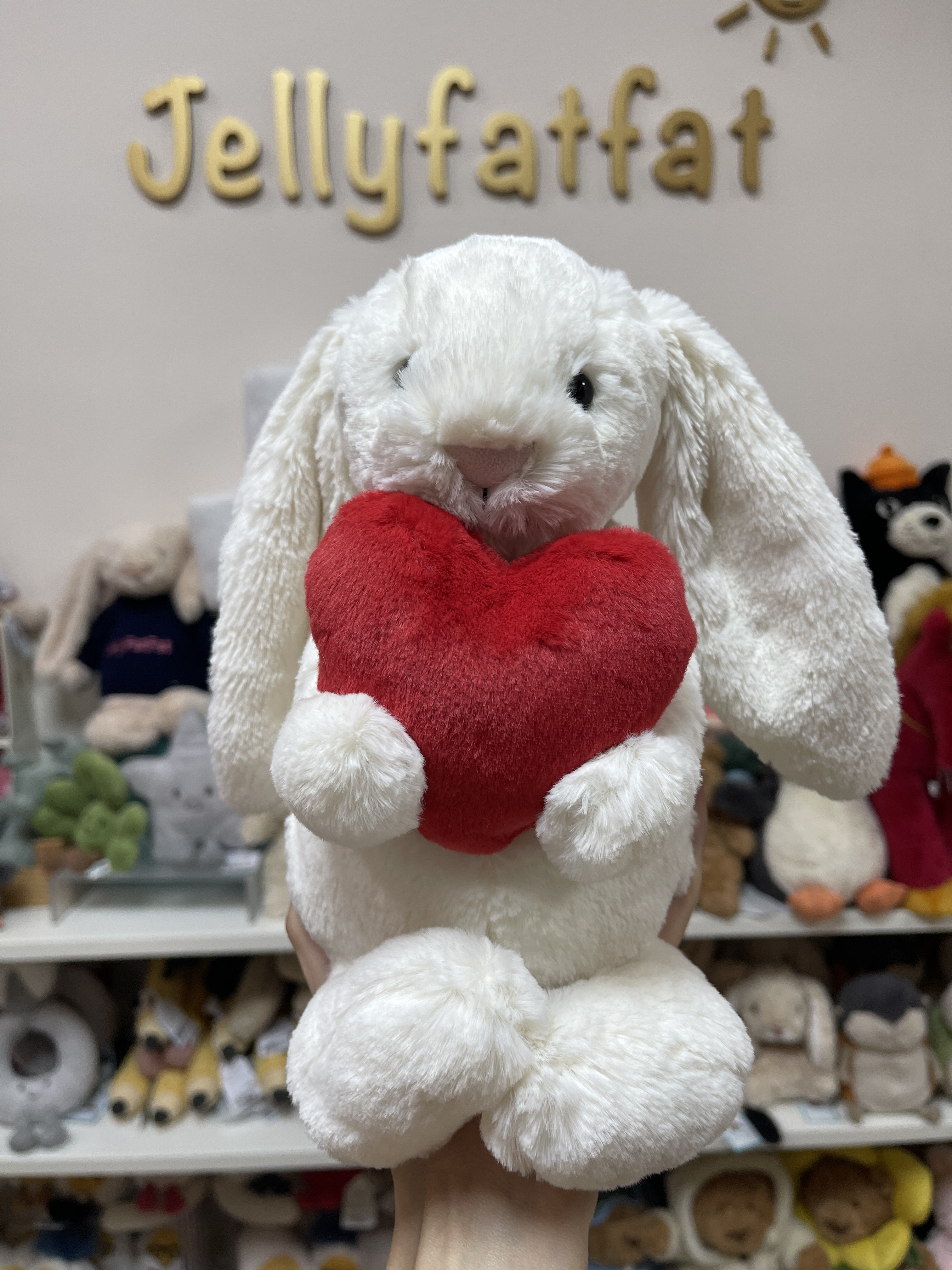 Jellycat Bashful Red Love Heart Bunny (Medium 31cm)