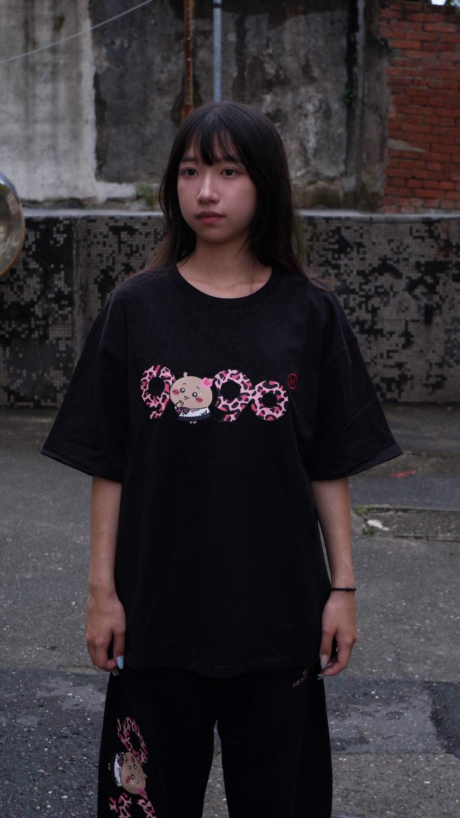 9090 X ちいかわ NN2295 OG Logo Tee 吉伊 短Tee