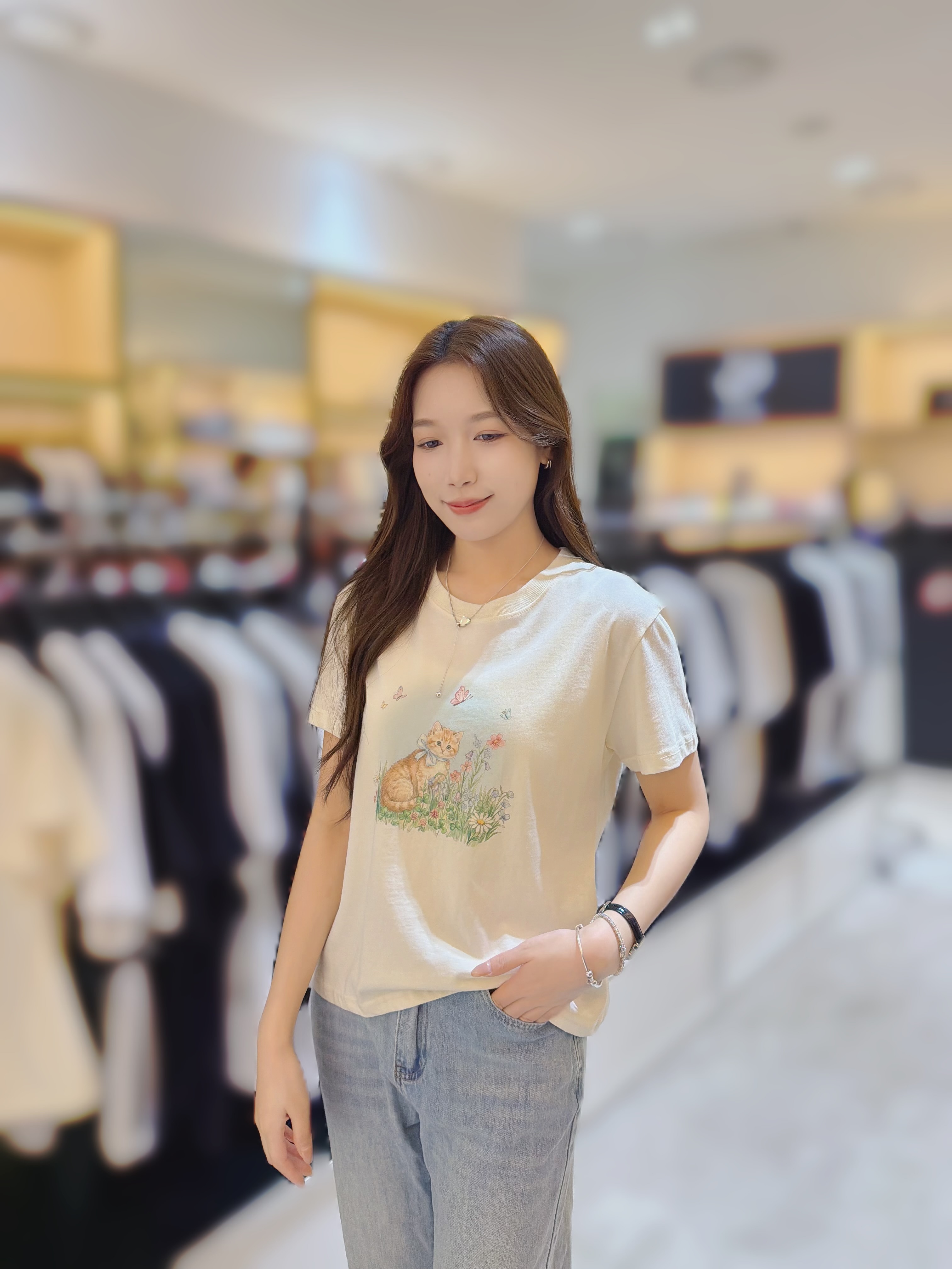 DY08 ​KITTY/TEDDY/RABBIT GARDEN SEMI CROP T 女款 S:胸38 長21 M:胸40 長22 $299