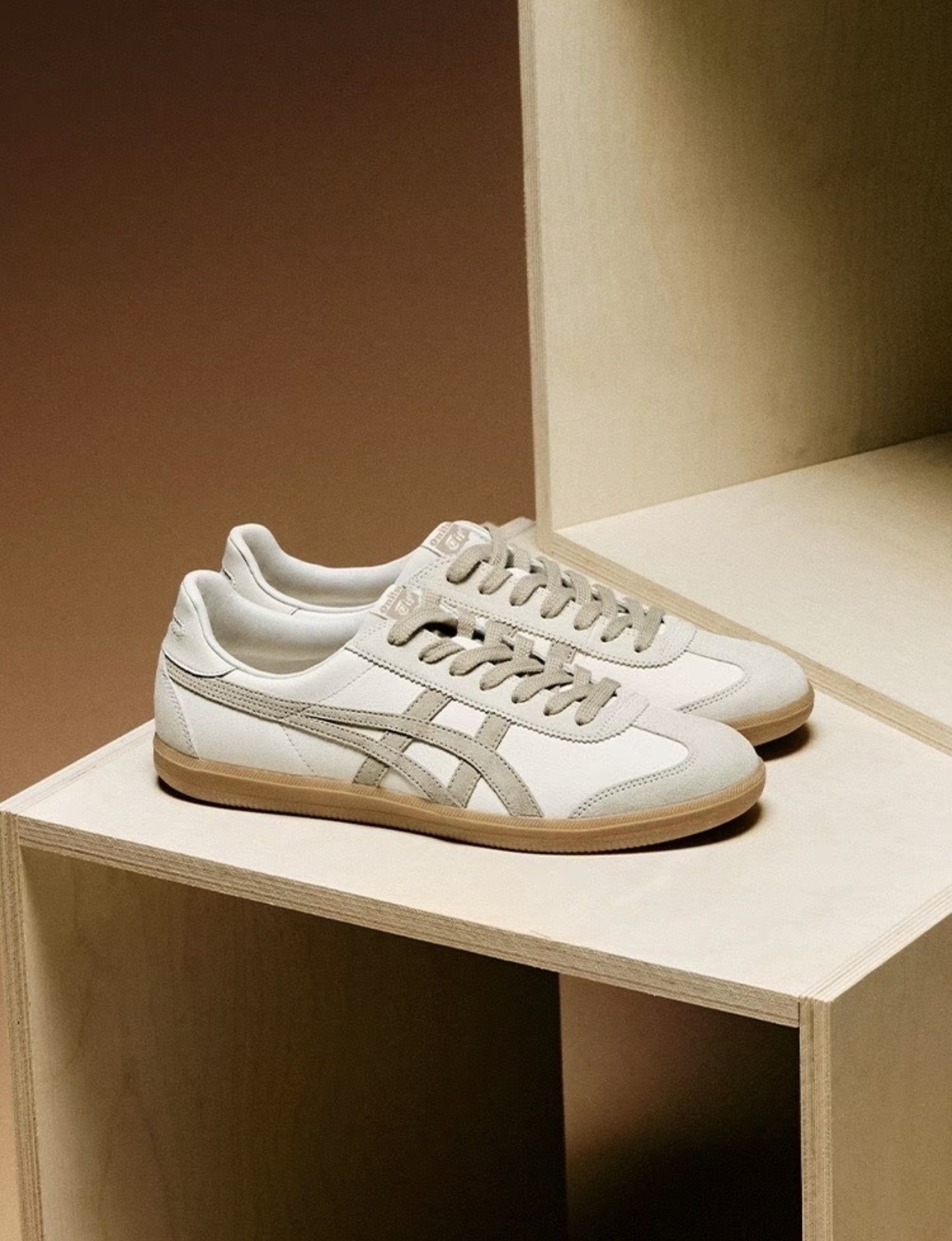iSNEAKERS｜Onitsuka Tiger鬼塚虎 Tokuten "Sand" 沙色 焦糖奶油 德訓鞋 1183C086-100