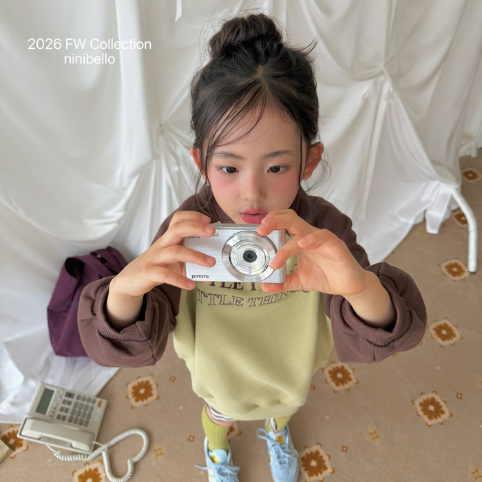 正韓秋NINIBELLO 兩色little things上衣