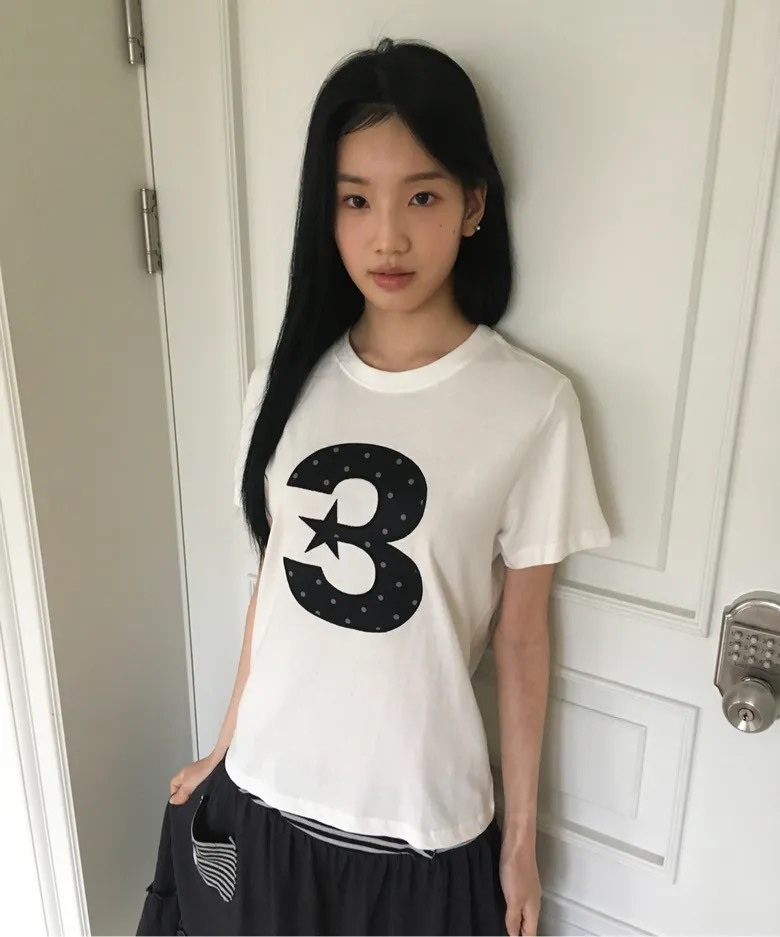 （現貨）韓牌 BAUF 3 logo dot 波點3 修身 短T BAUF12