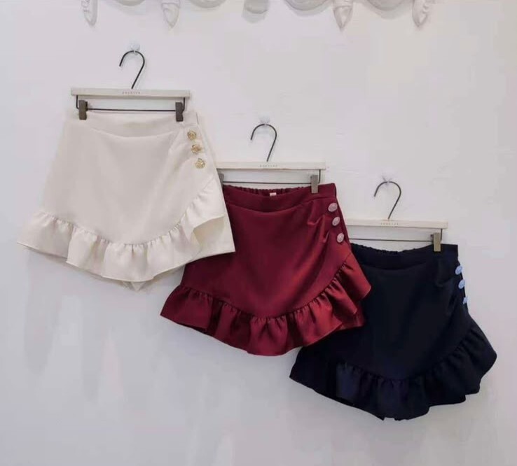 【限量】P38  橡根褲 腰26-36 HIP42 長16.5 $439 (一口價)