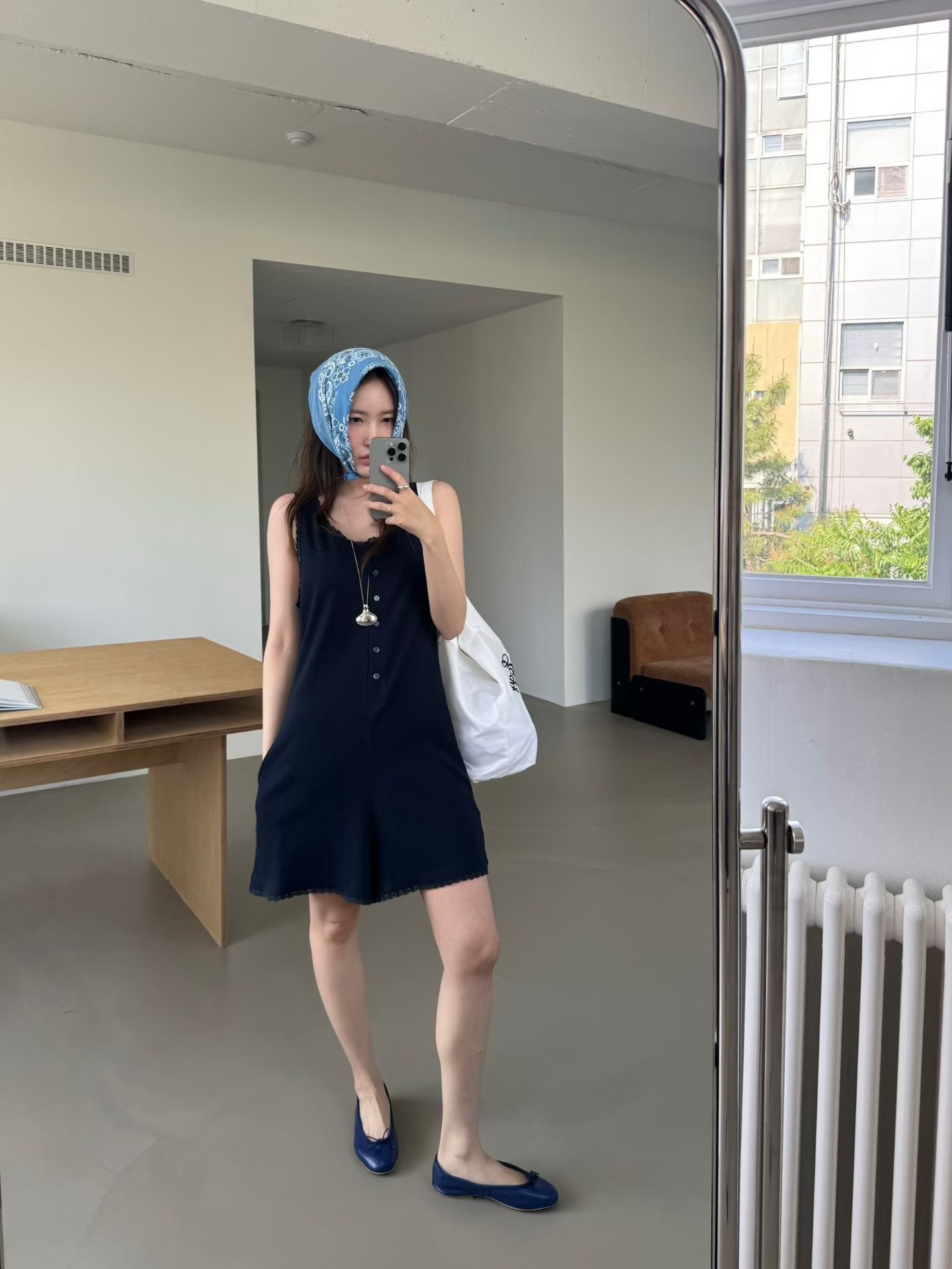 無袖開釦連身短褲