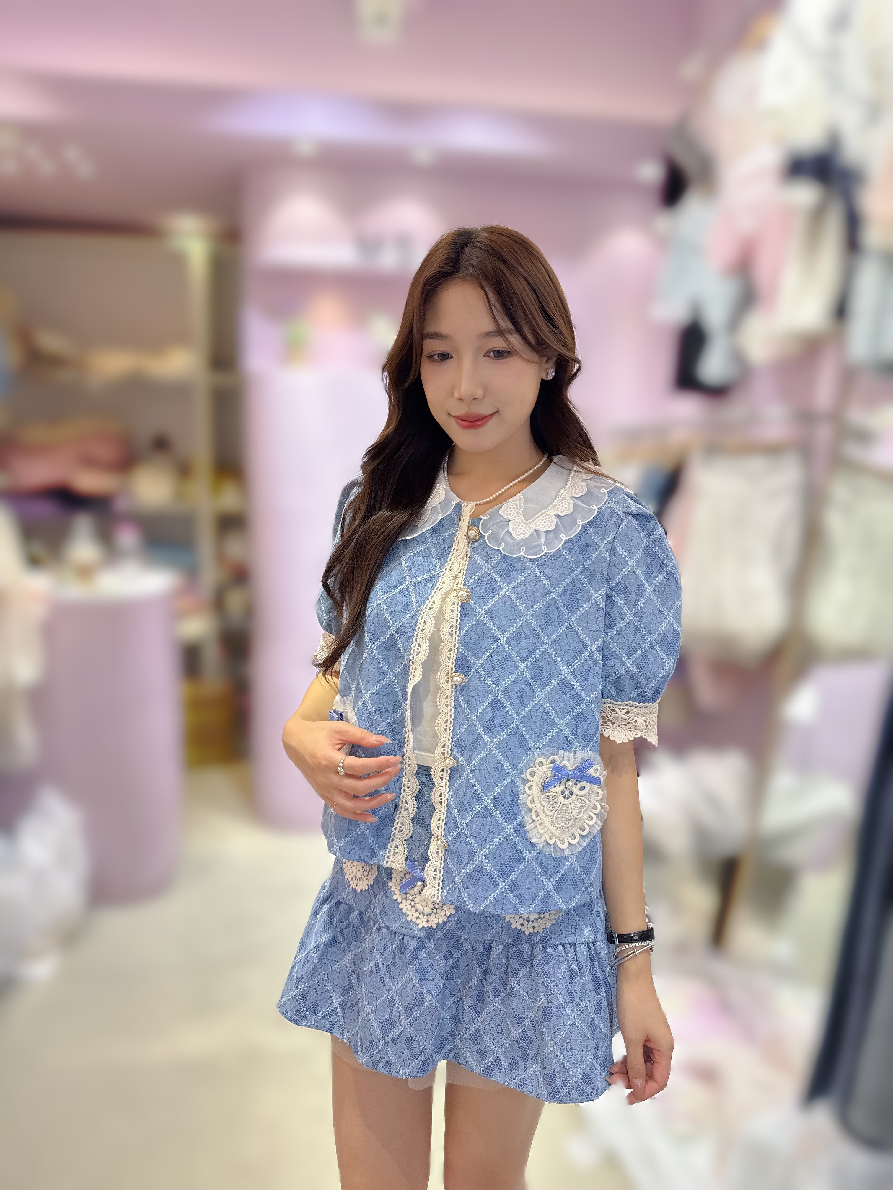 【限量】開胸菱格  M77  胸43 長21 $499 (一口價)