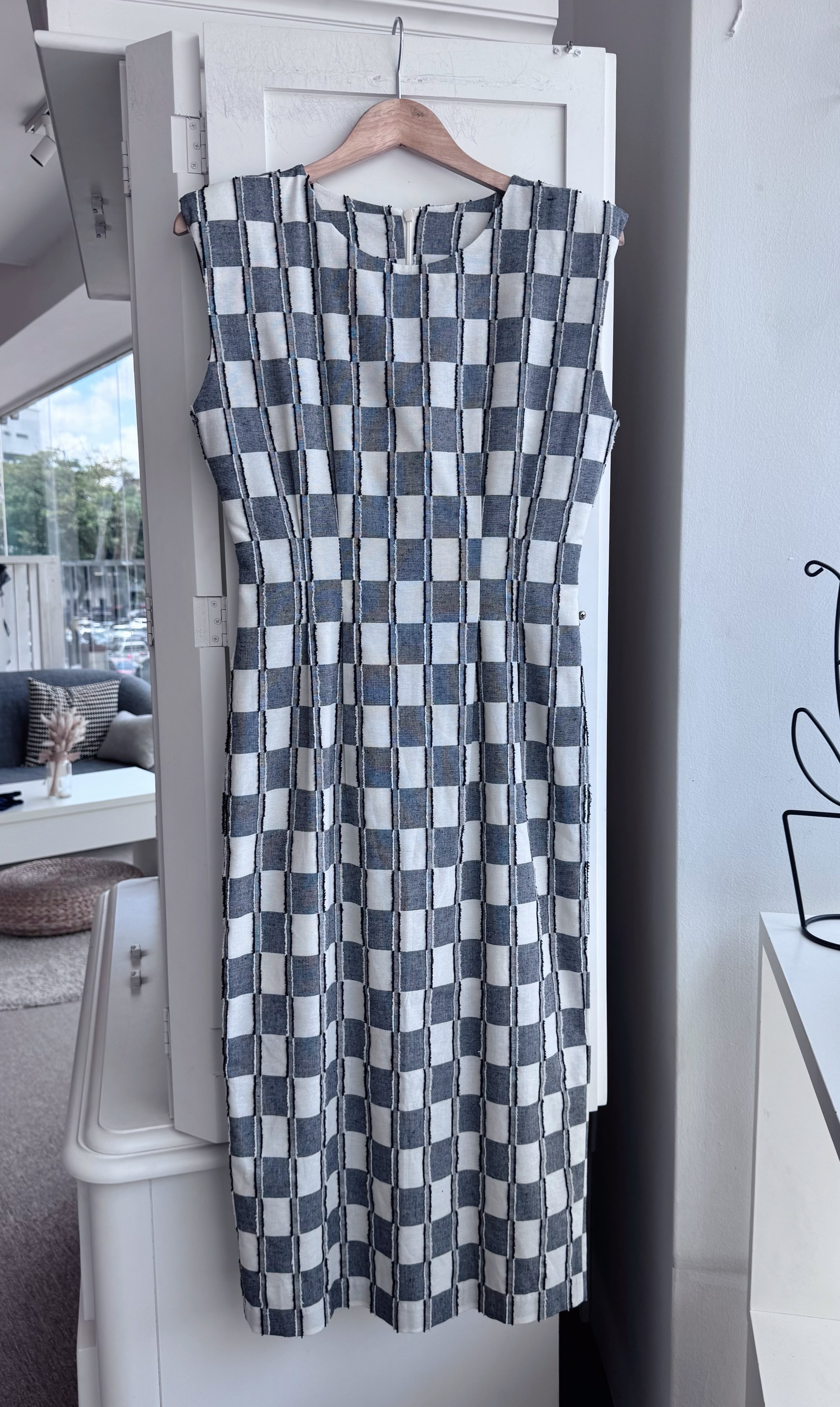 SLEEVELESS FURRY CHECKED PENCIL MIDI DRESS (WITHOUT BELT)