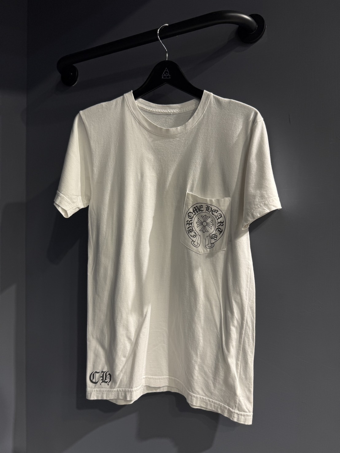 Chrome Hearts 克羅心 經典馬蹄白黑 背部花臂的花Logo  短袖白