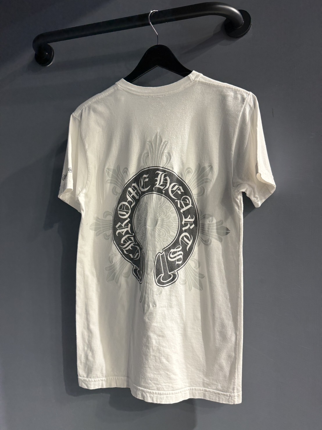 Chrome Hearts 克羅心 經典馬蹄白黑 背部花臂的花Logo  短袖白