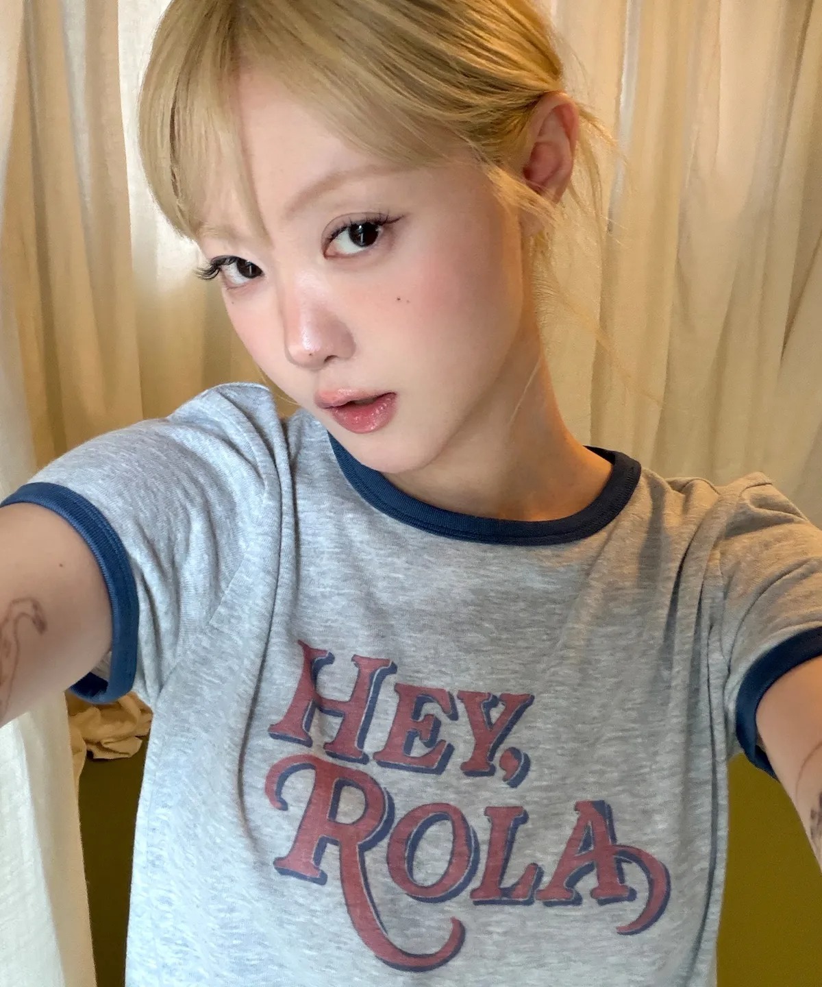 ROLAROLA VINTAGE GRAPHIC RINGER T-SHIRT