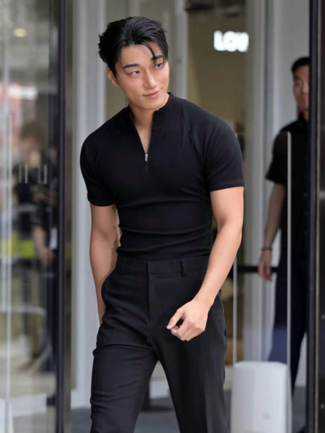 Raglan sleeve ribbed half-zip short-sleeved T-shirt