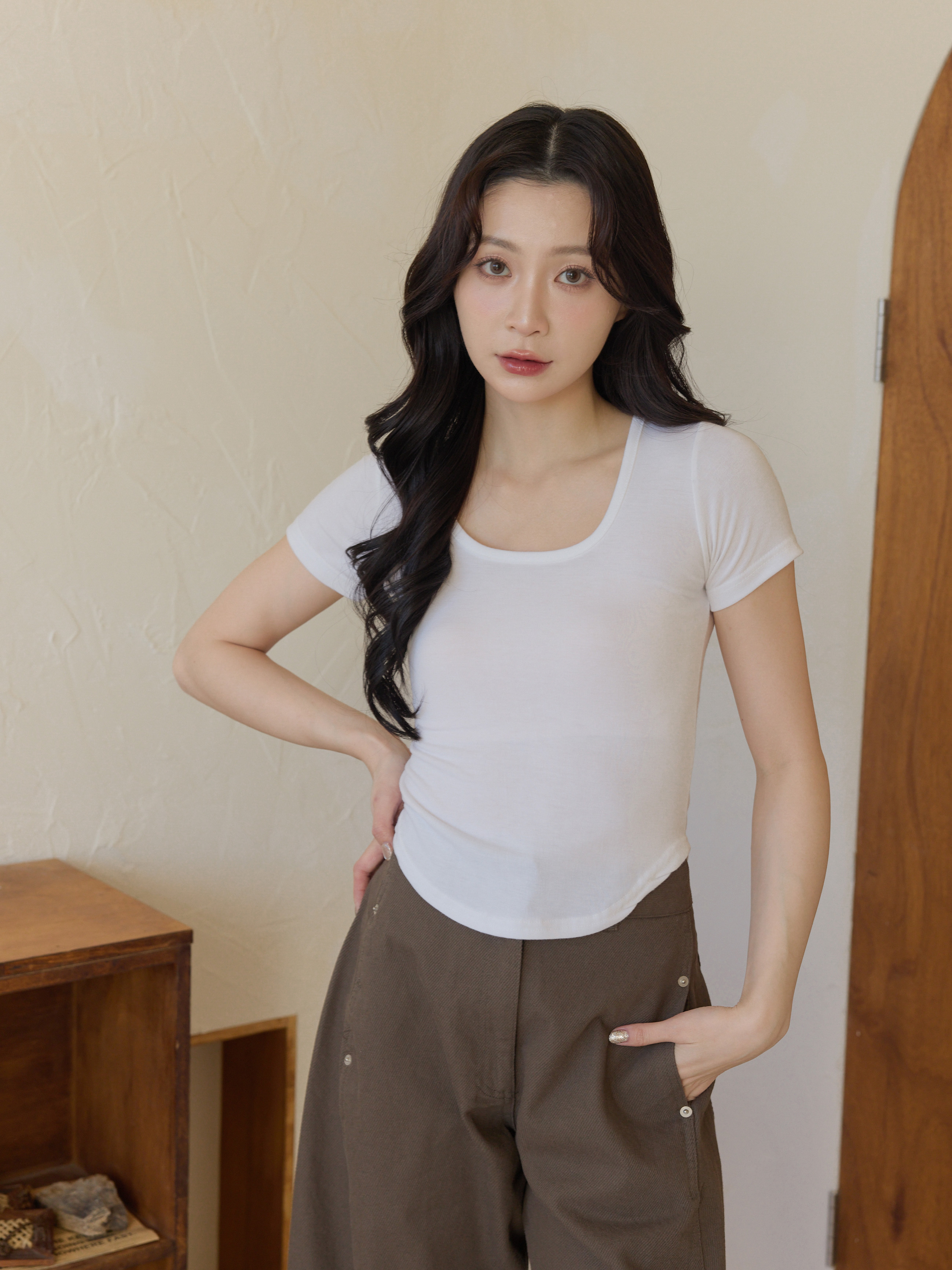 クルーネック やわらかストレッチ スリムフィット ショートTシャツ