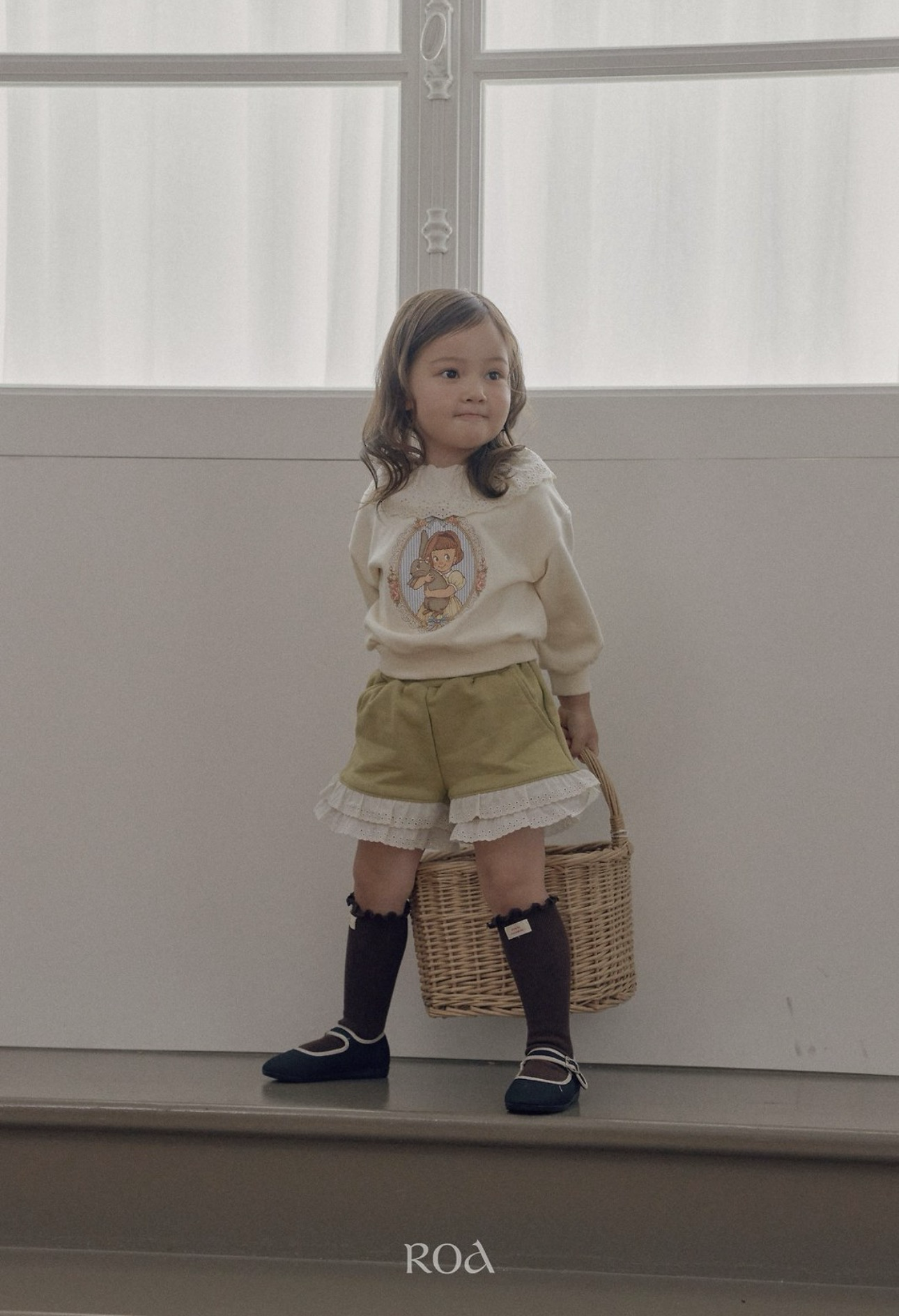ROA Frill Sweatshirt