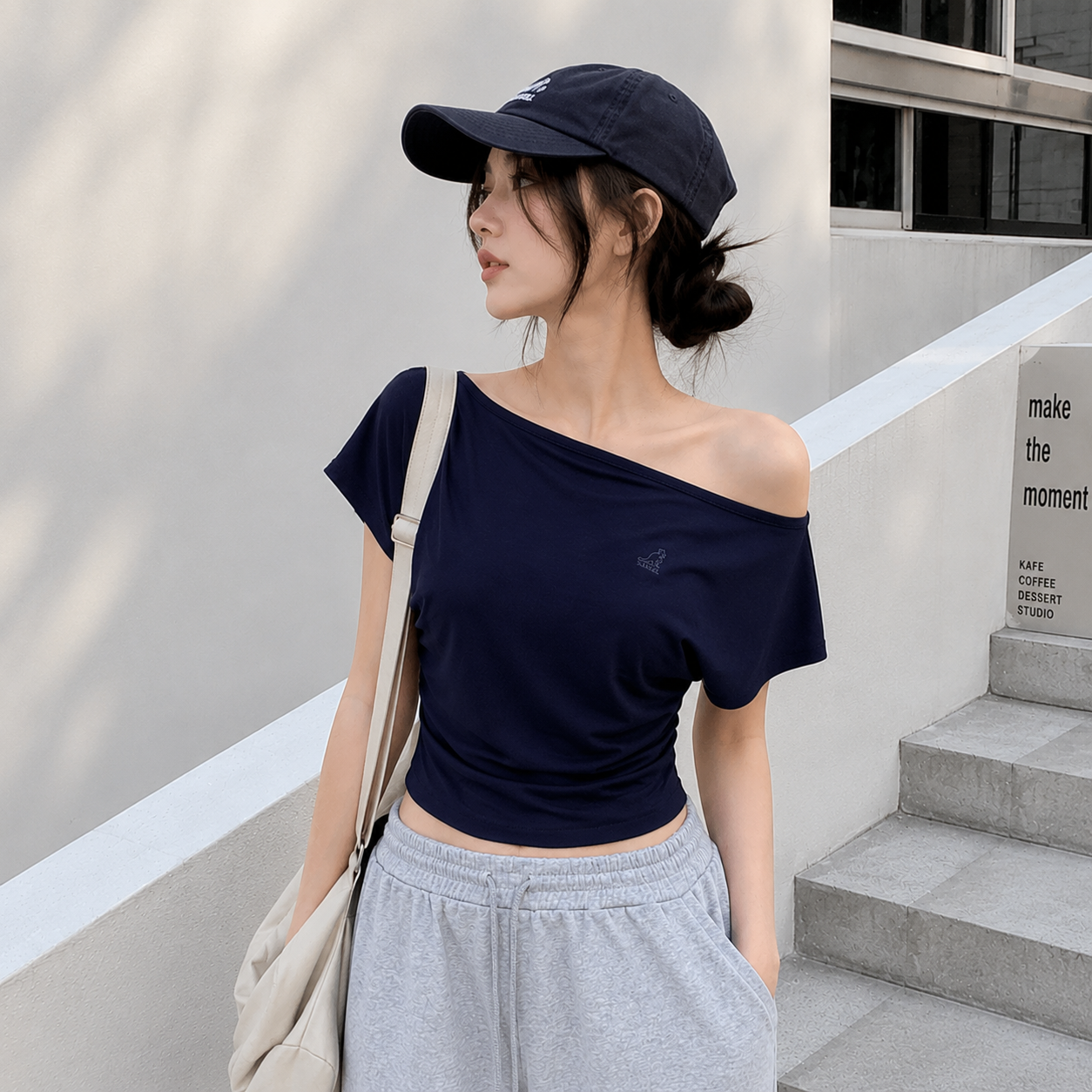 KANGOL 短T 深藍 斜肩 寬版 輕膚 短袖 上衣 女 6622100680