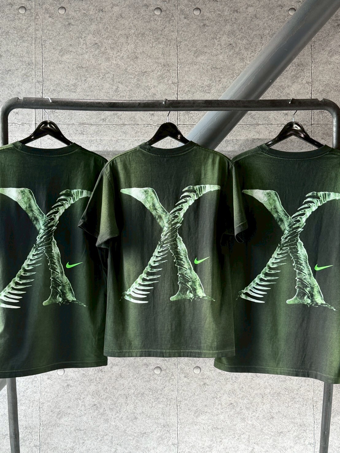 Travis Scott CJ x NIKE T-REXX IGNITE THE SPARK WITHIN TEE 背後X 短袖 T
