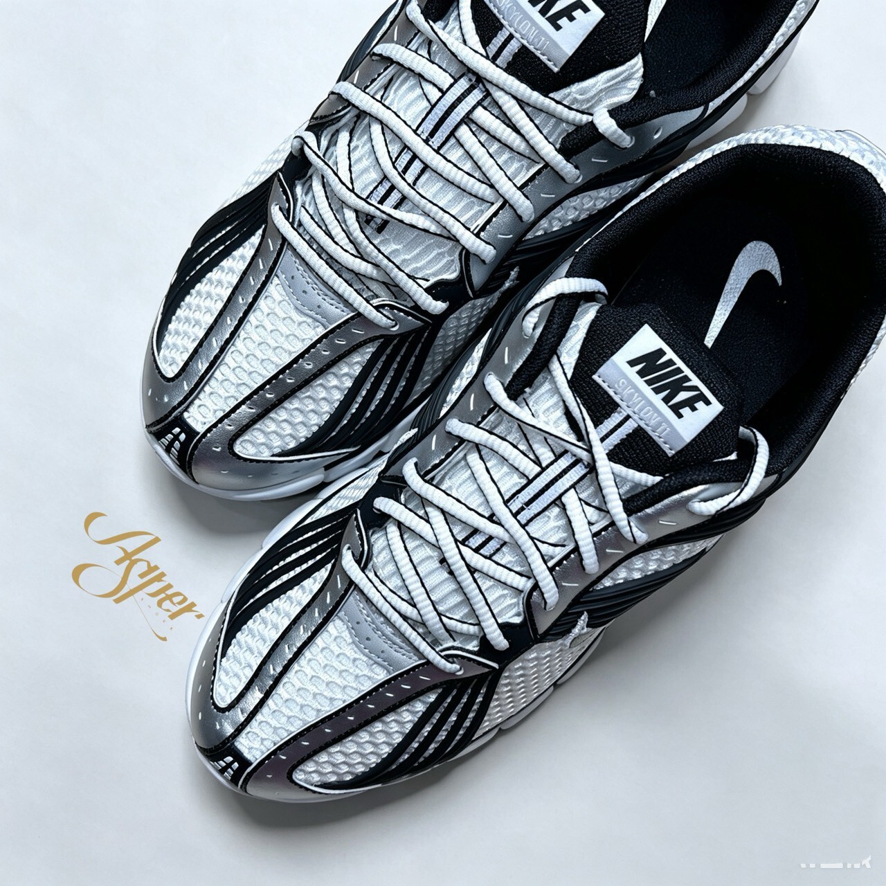 【官網限定】Nike Zoom Skylon 11 黑白銀 男鞋 IU1869-101 VII