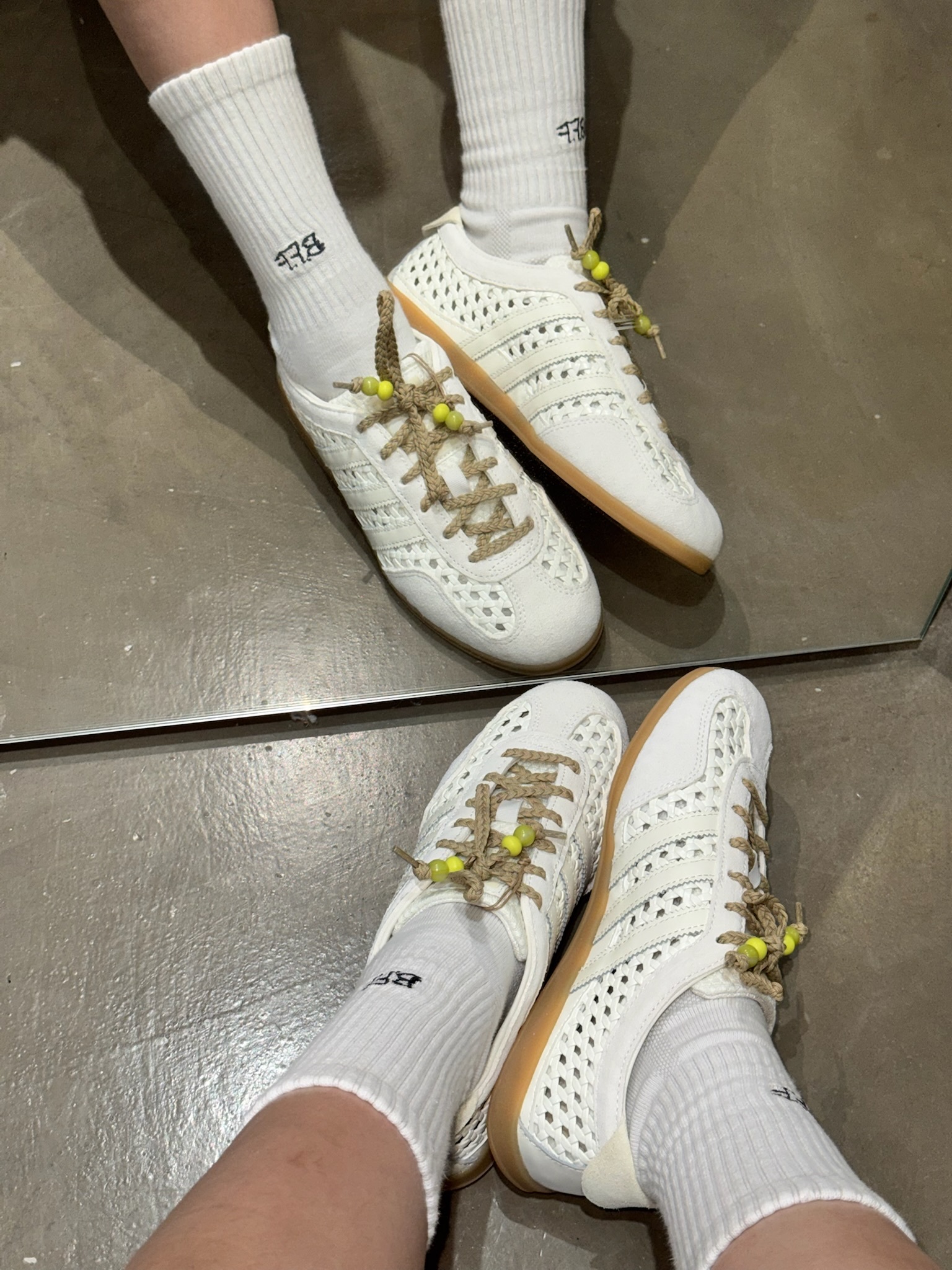 [預訂] Adidas Gazelle Lo Pro W Off White KH6236